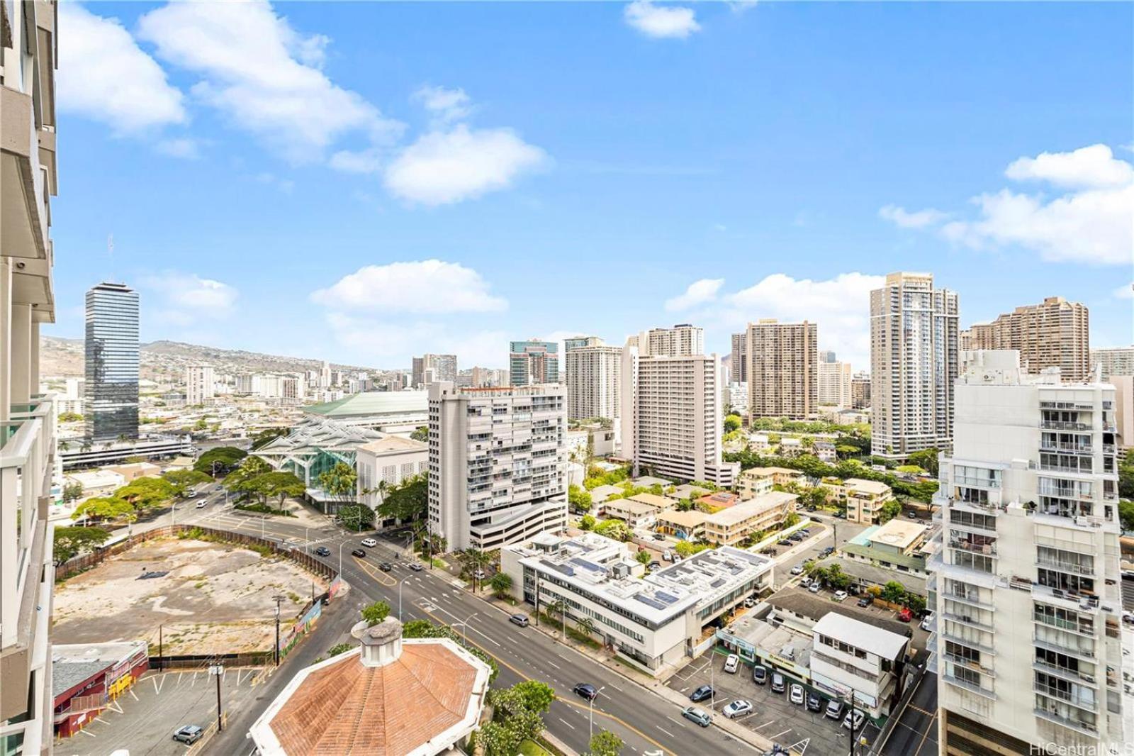 Stunning Ala Moana 25th Fl In Inn