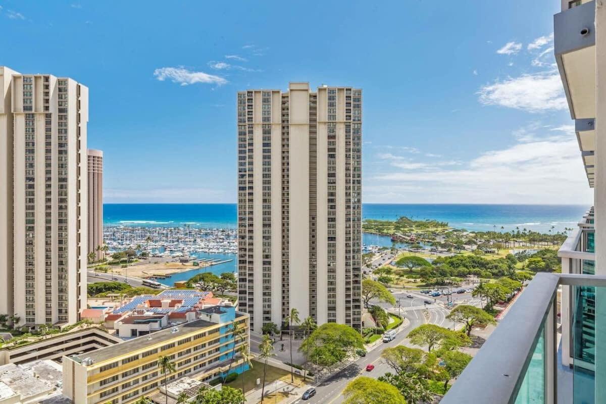 Beautiful Ala Moana 1212 Honolulu