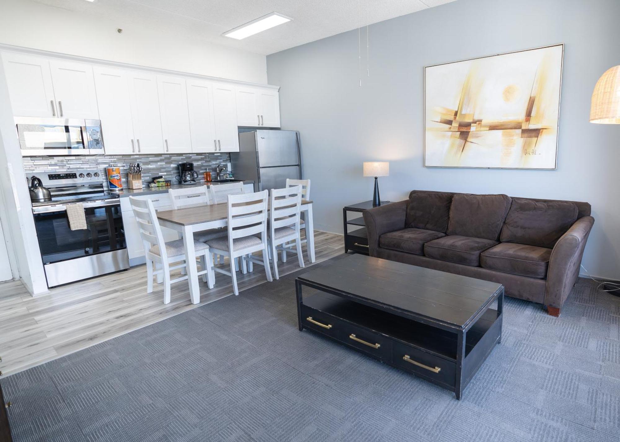 Waikiki Banyan Located One Block From Waikiki Beach! Apartment Honolulu