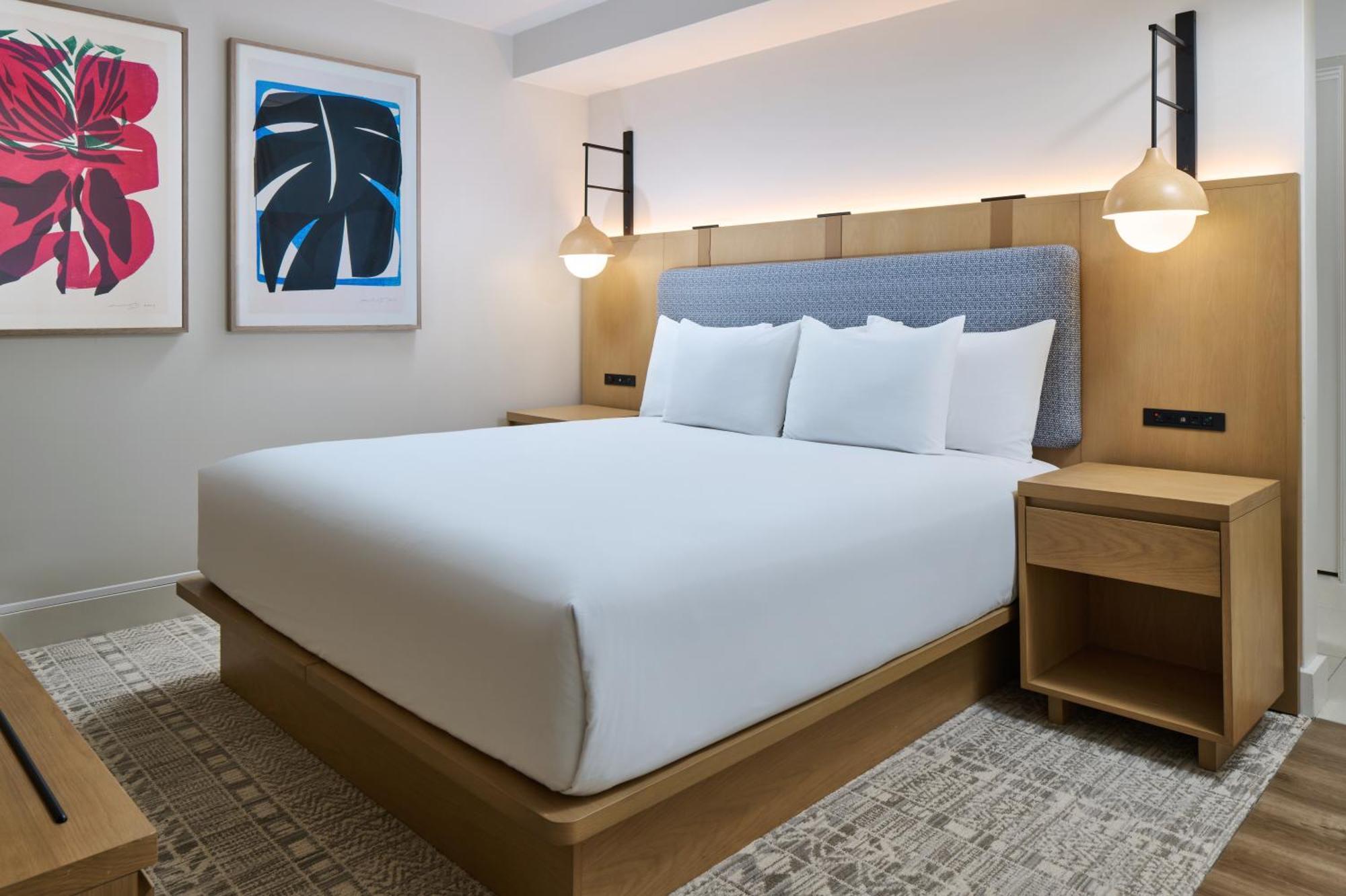 Hyatt Regency Waikiki & Resort
