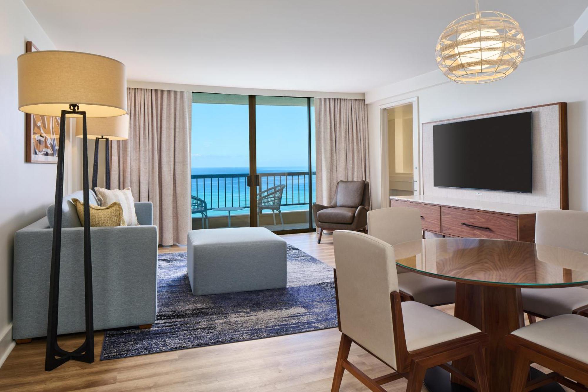 Hyatt Regency Waikiki &