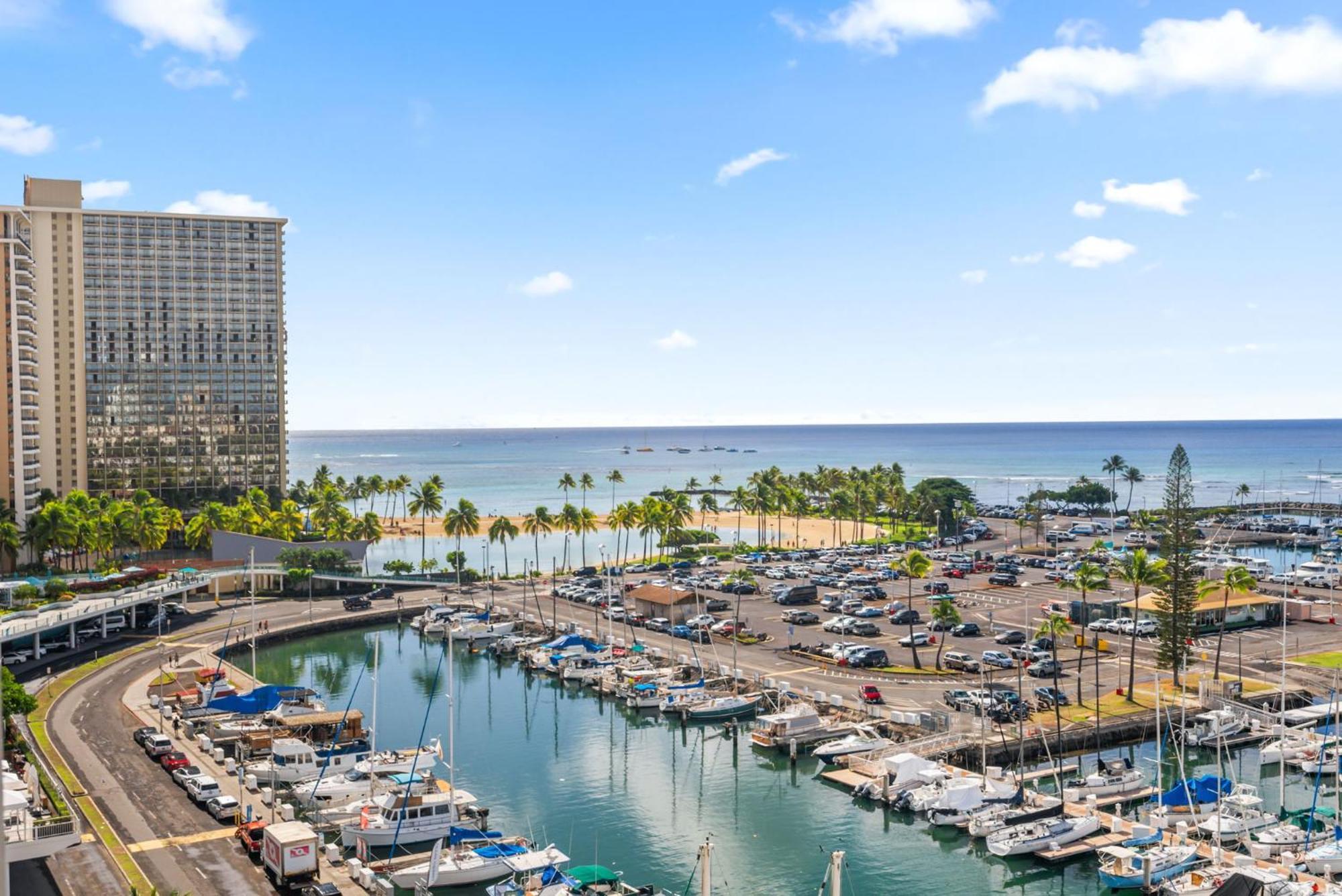 Apartment Oceanfront Renovated Getaway In Waikiki