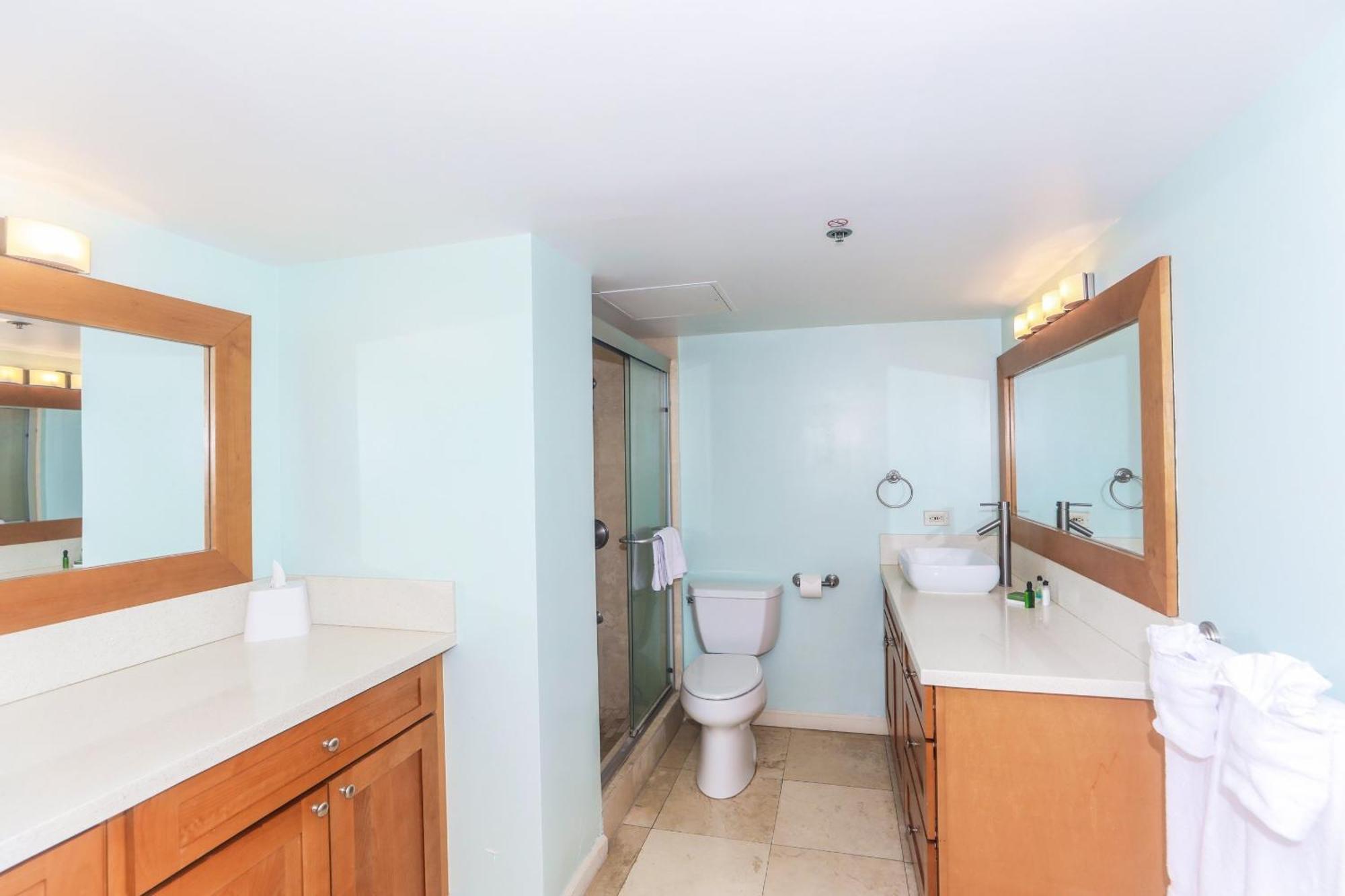 Ilikai Tower 1934 With Fully Equipped Kitchen - Great For Longer Stays! Apartment *