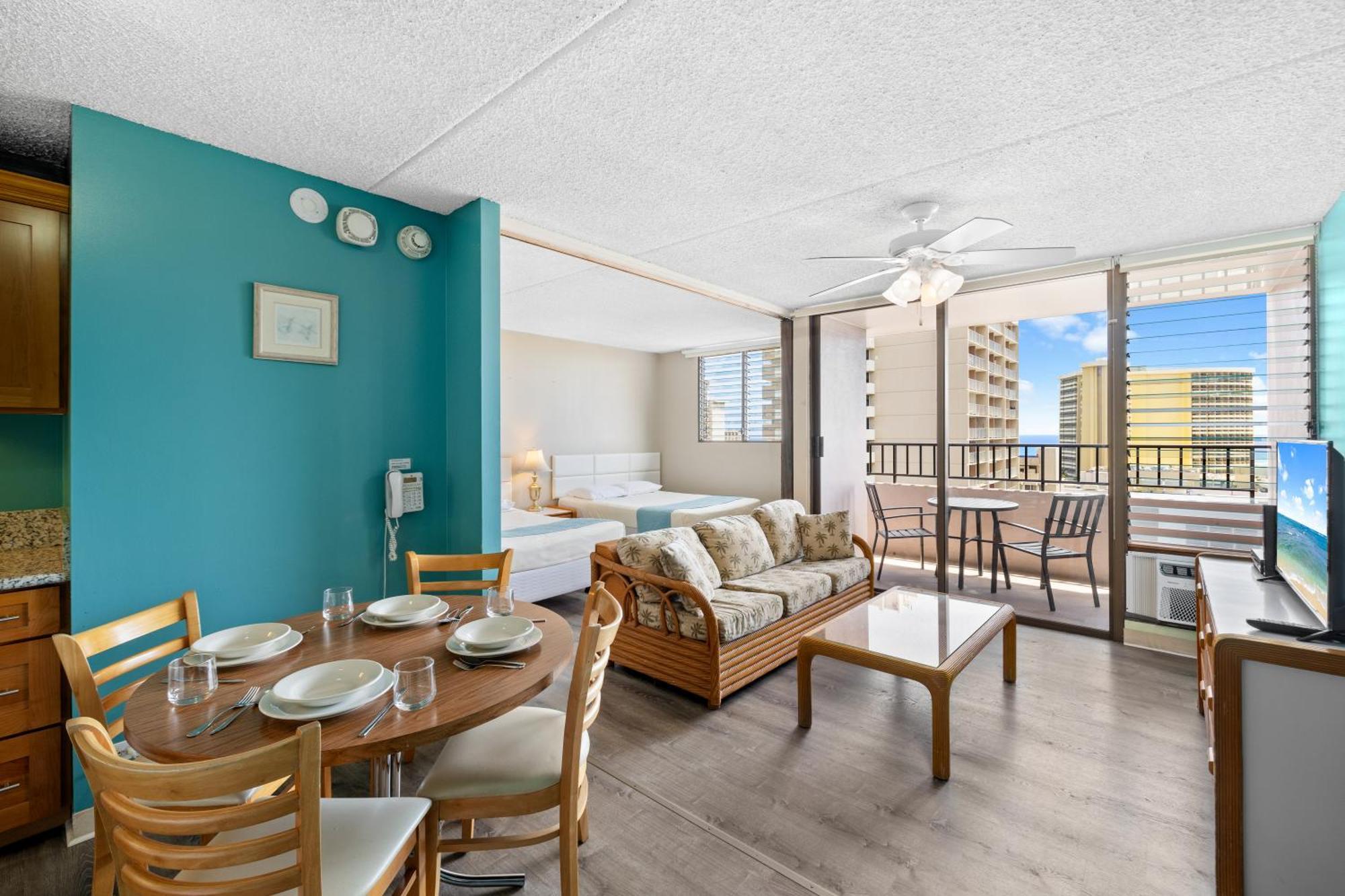 Royal Kuhio 1602 - Spacious With Stunning Mountain Views In The Heart Of Waikiki! Honolulu