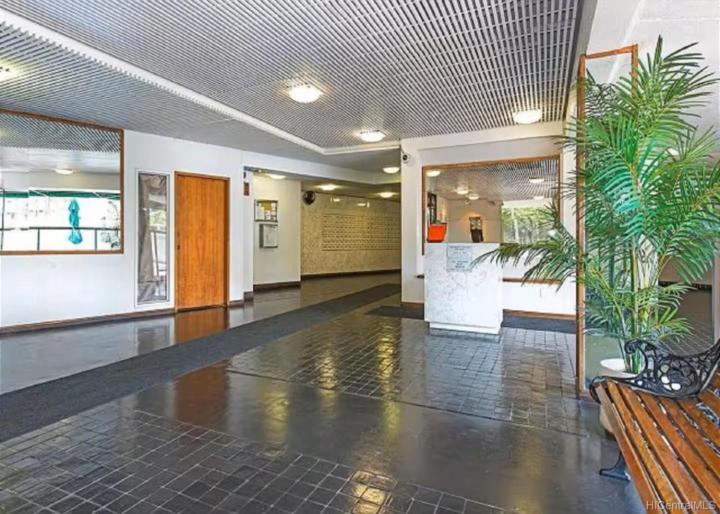 Apartment Free Parking, 2 Bedroom Waikiki Sleeps 6 Honolulu