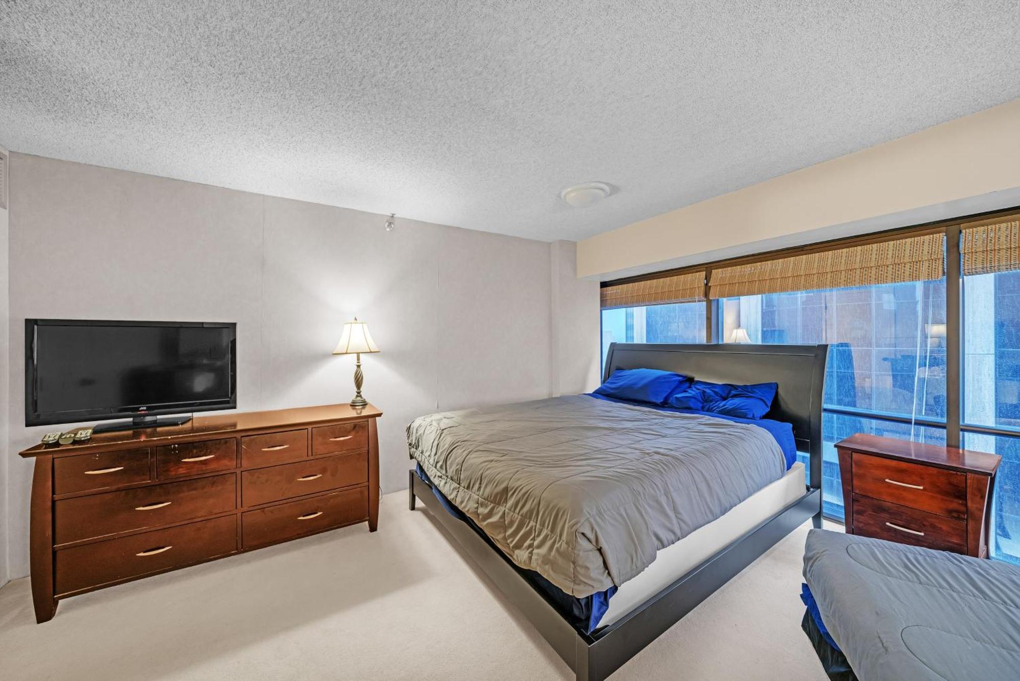 Chic Dt Executive Honolulu
