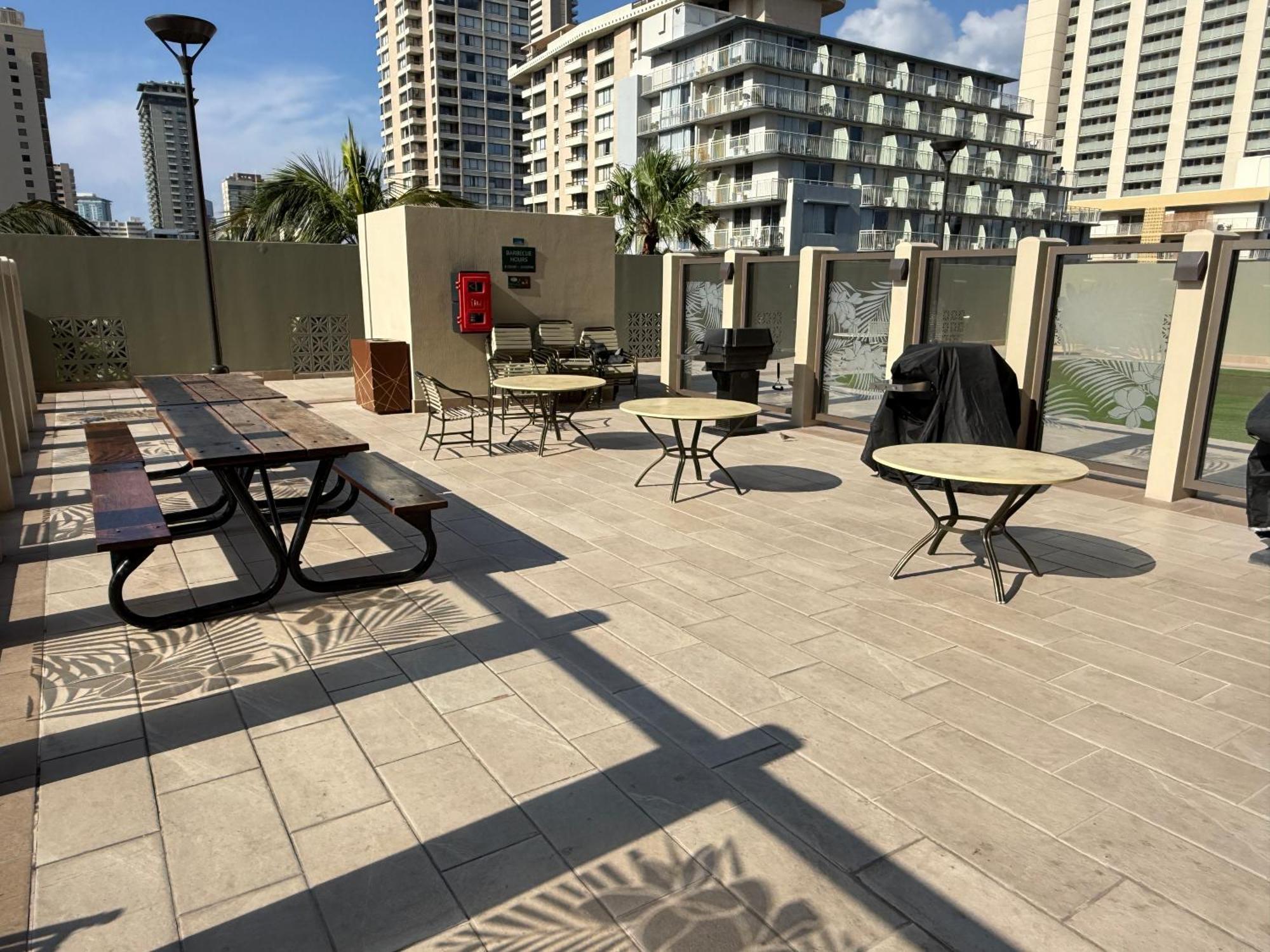 Waikiki Luxury Penthouse *