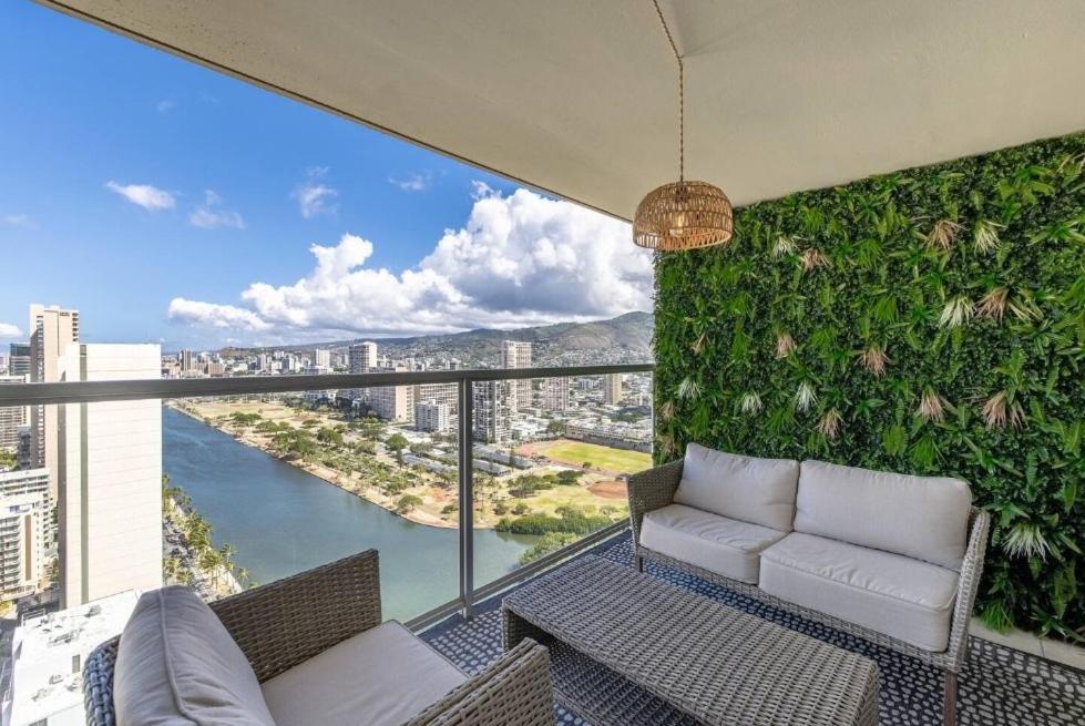 Apartment Island Colony 704 Honolulu