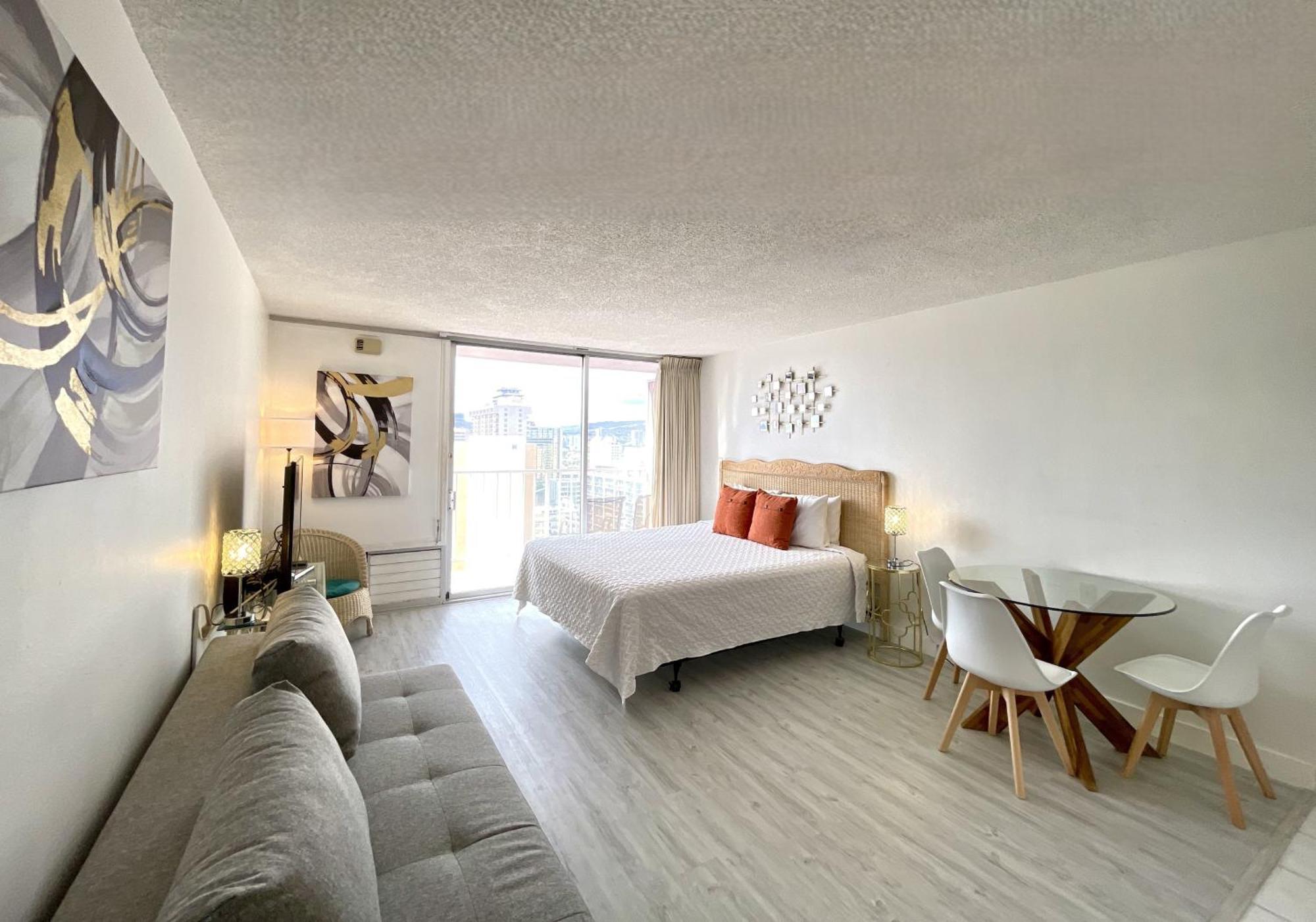 Marine Surf 20fl Free Parking Renovated - Cal King *