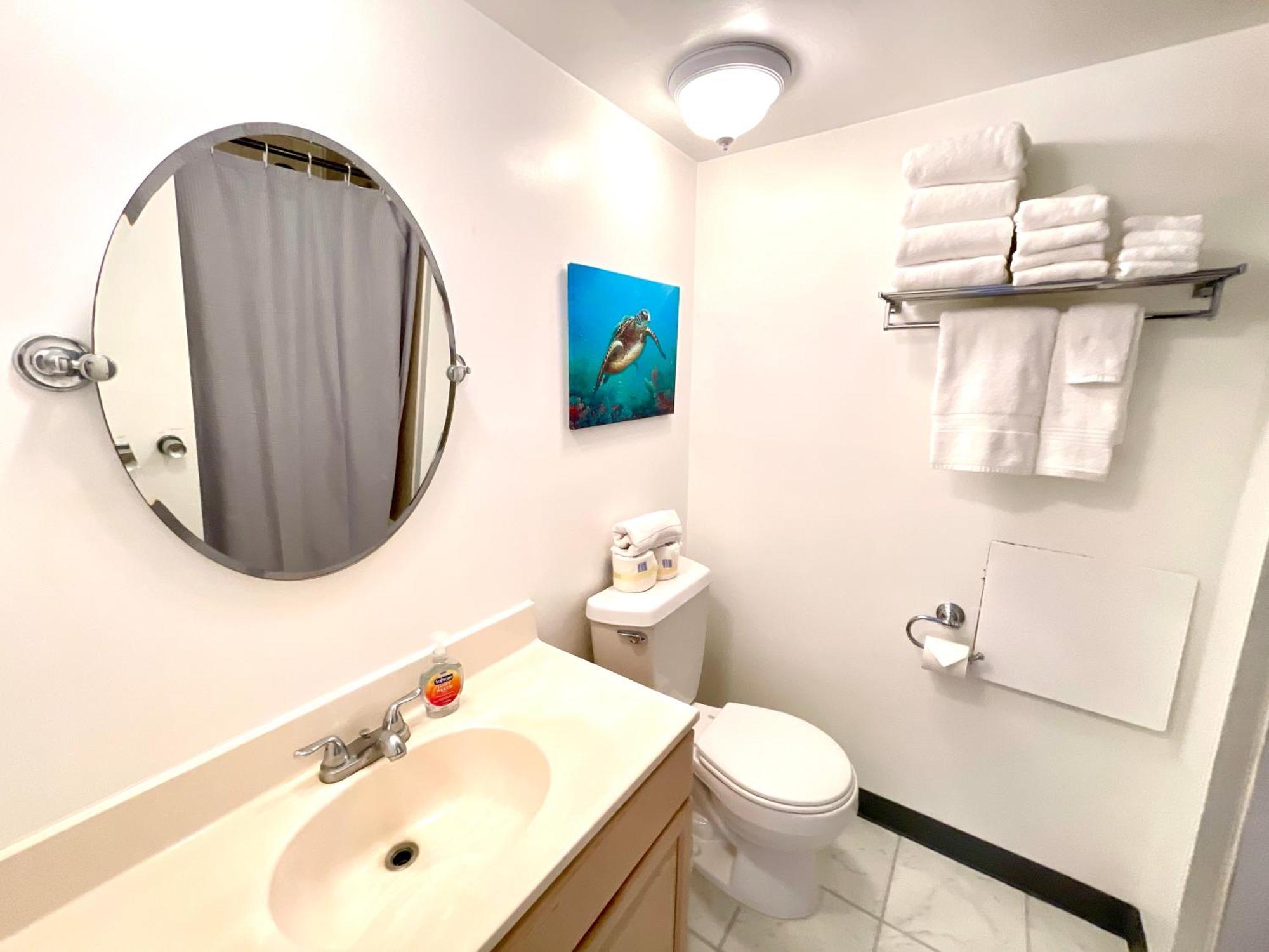 Marine Surf 20fl Free Parking Renovated - Cal King * Honolulu