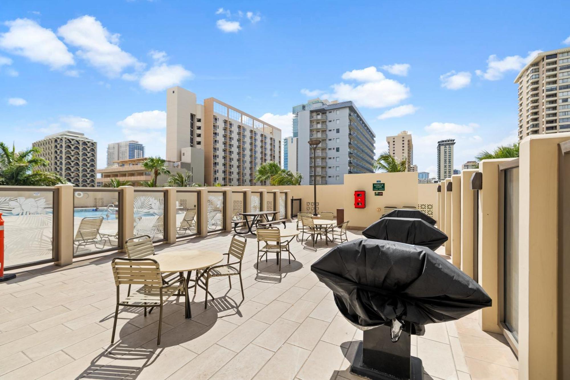 Holiday home Royal Kuhio 1707 - Spacious With Stunning Diamond Head Views In The Heart Of Waikiki! *