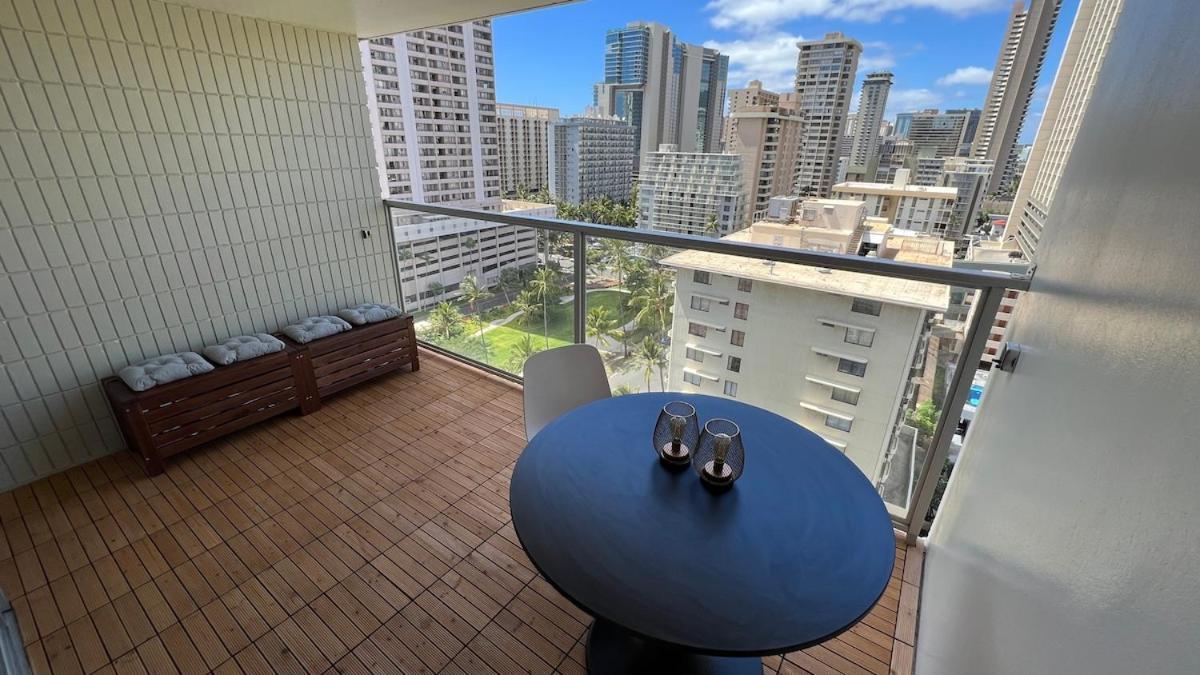 Apartment Beautiful At The Island Colony In Waikiki