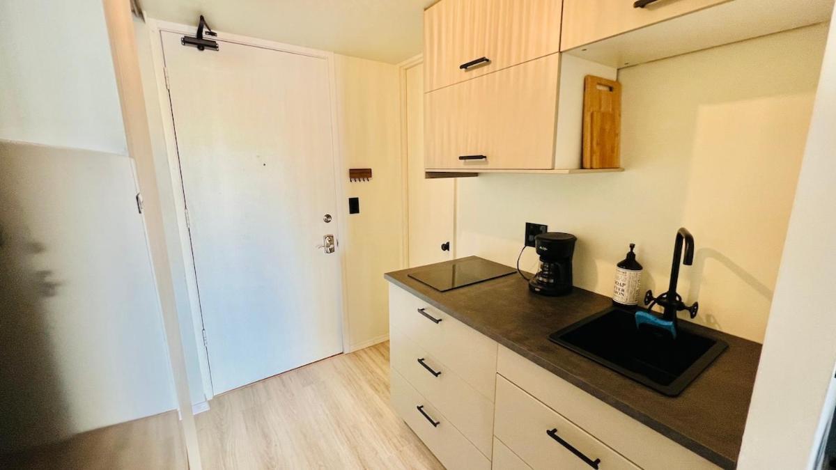 Apartment Beautiful At The Island Colony In Waikiki