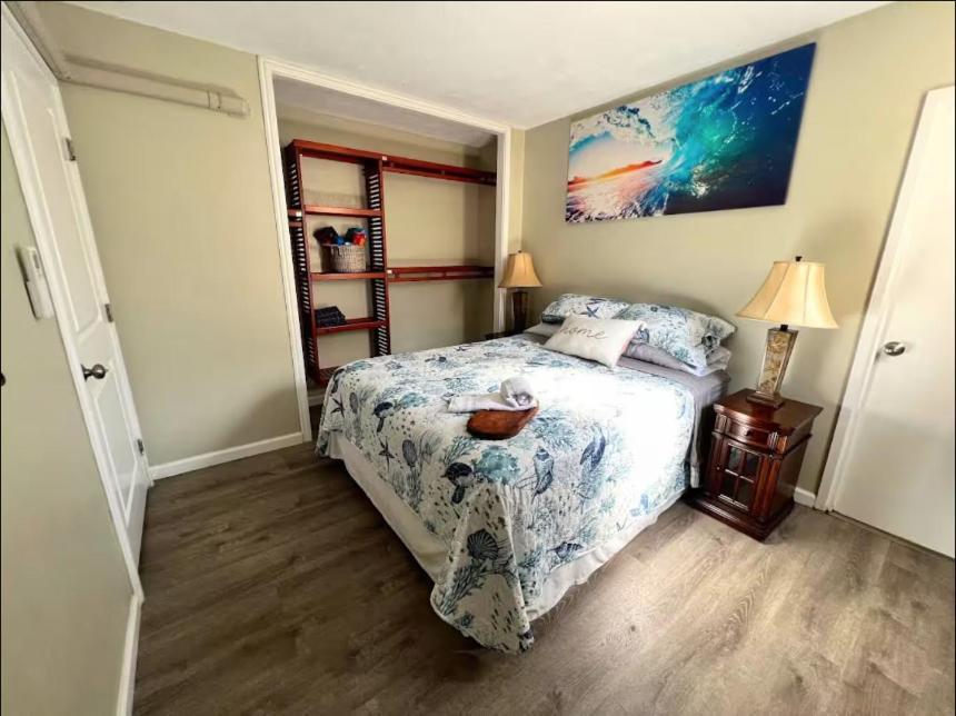 2 Minute Walk To Waikiki Beach, Free Parking Honolulu