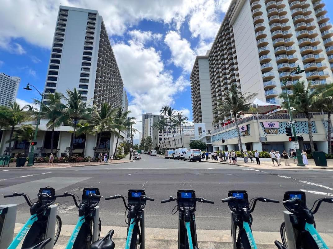 Apartment 2 Minute Walk To Waikiki Beach, Free Parking Honolulu