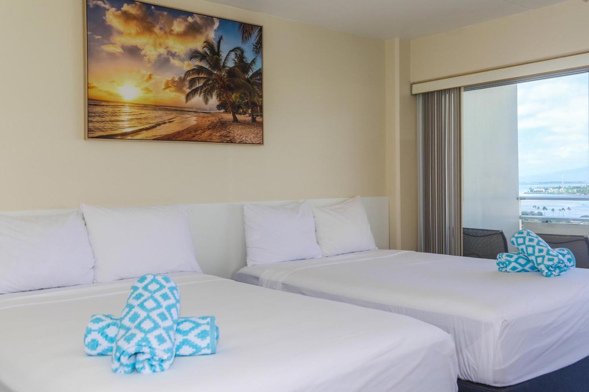 Apartment Ilikai Tower 1841 Yacht Harbor View 1br