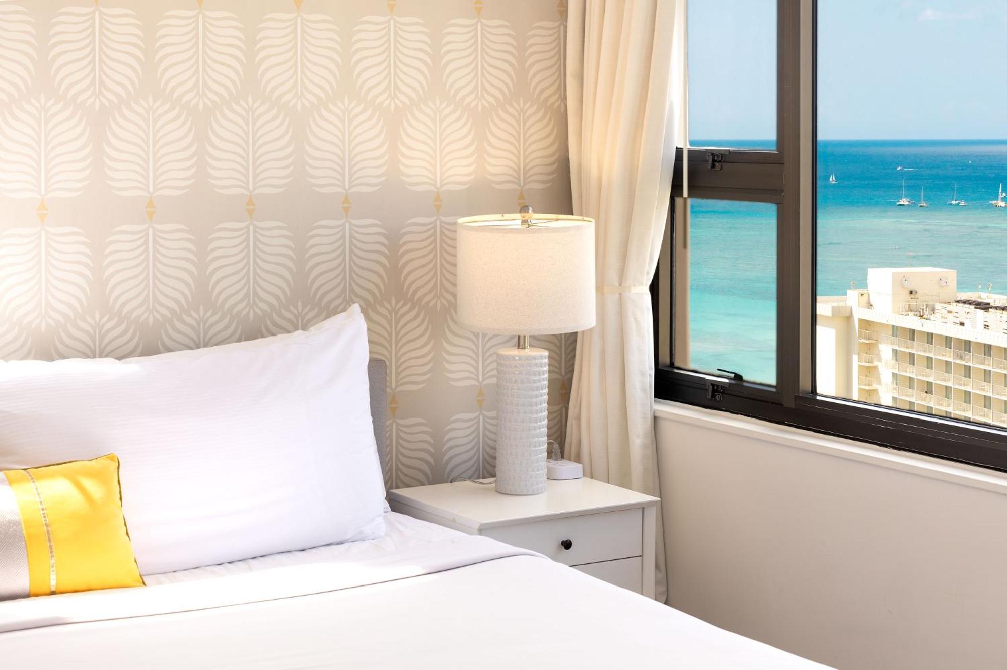 Waikiki Banyan Fabulous Ocean View With Free Parking Apartment Honolulu