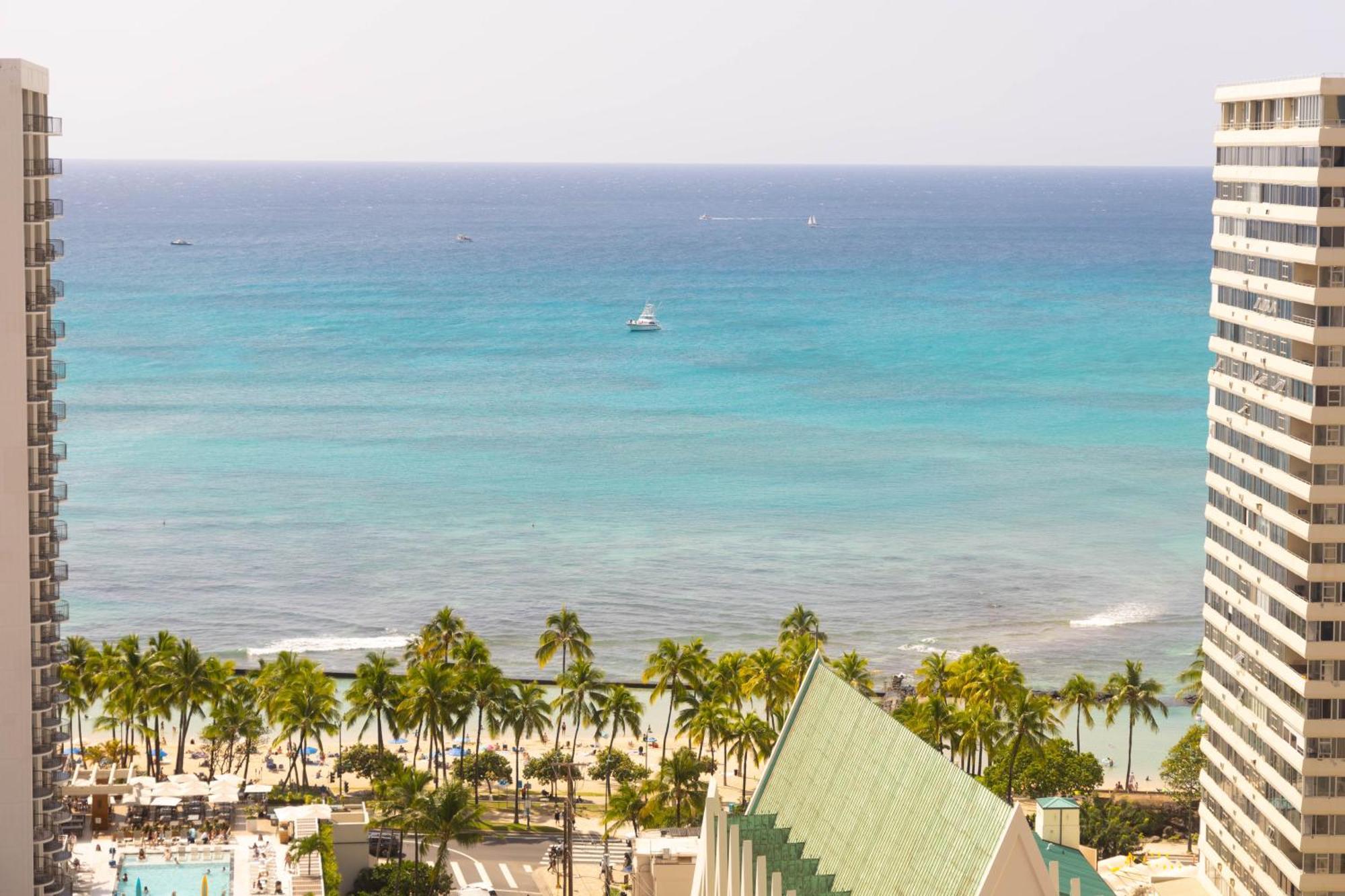 Waikiki Banyan Fabulous Ocean View With Free Parking * Honolulu