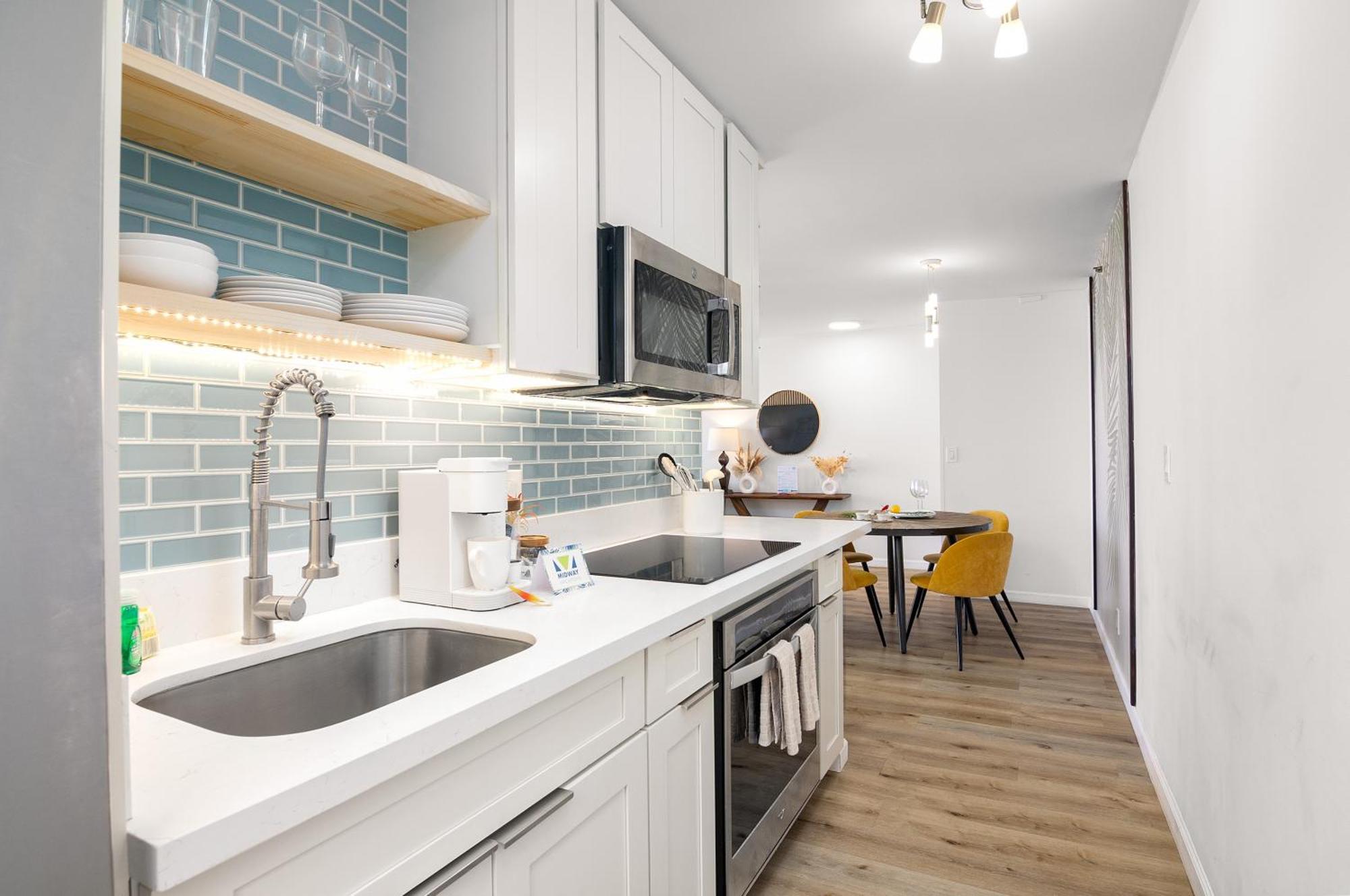 Waikiki Banyan Fabulous Ocean View With Free Parking Apartment
