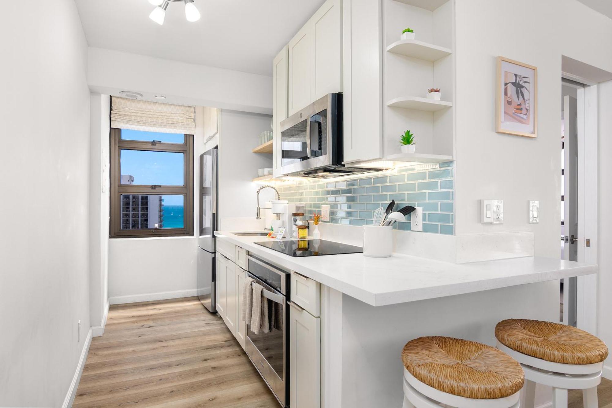 Waikiki Banyan Fabulous Ocean View With Free Parking Honolulu