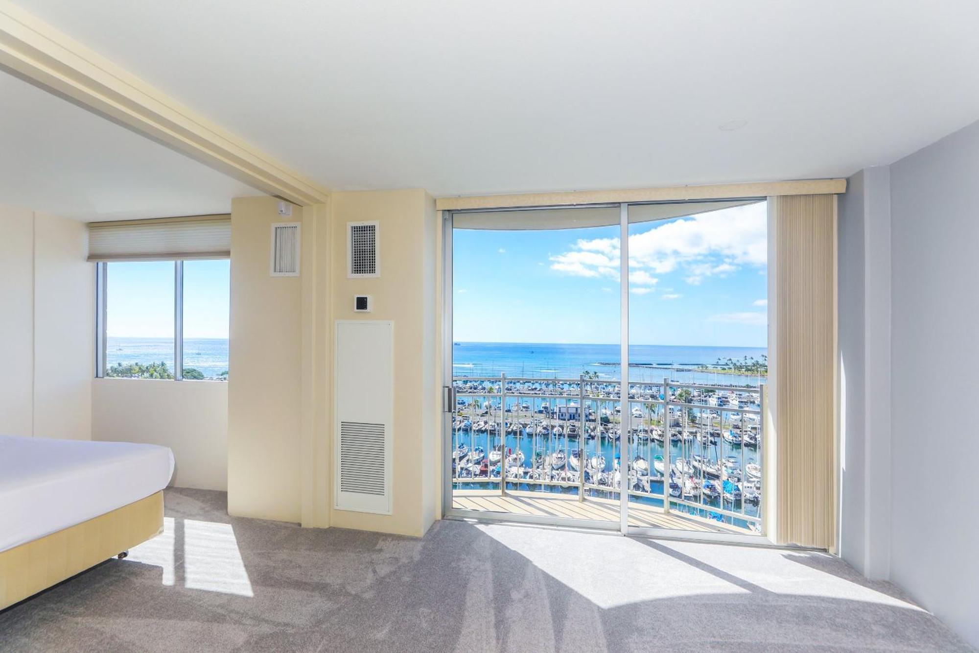 Ilikai Marina 1386 Apartment Honolulu