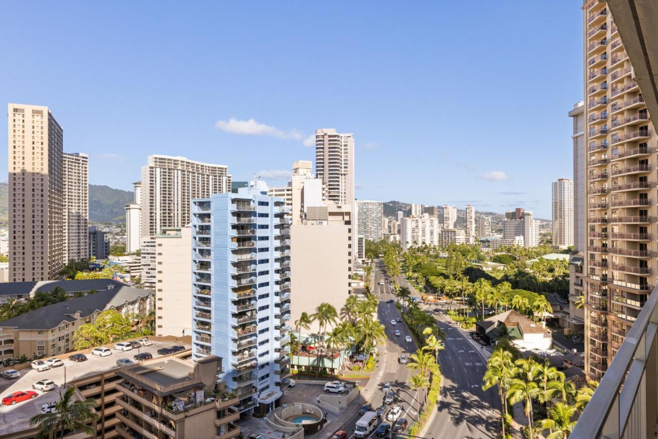 1419 Ilikai Collection 5 Luxury And Beachfront Location *