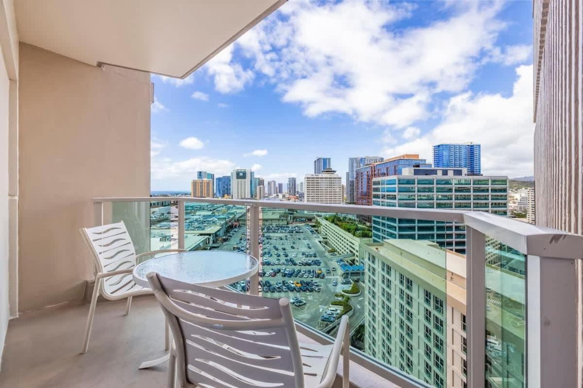 New Ala Moana 2228 Mountain View Apartment Honolulu