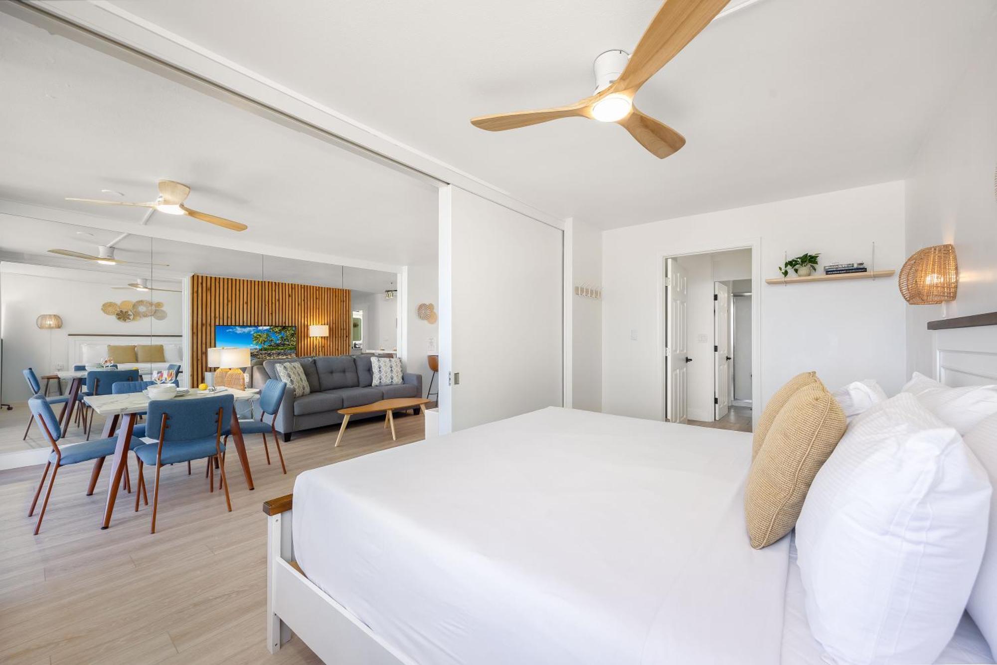 Ilikai Marina Stunning Ocean & Harbor Views - Walk To The Beach! * Honolulu
