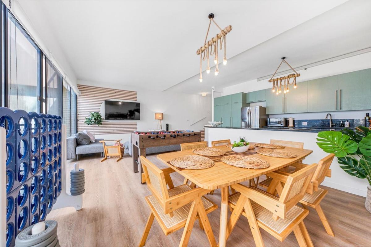 Apartment Bright Style Steps To Pool, Hot Tub And Parking *