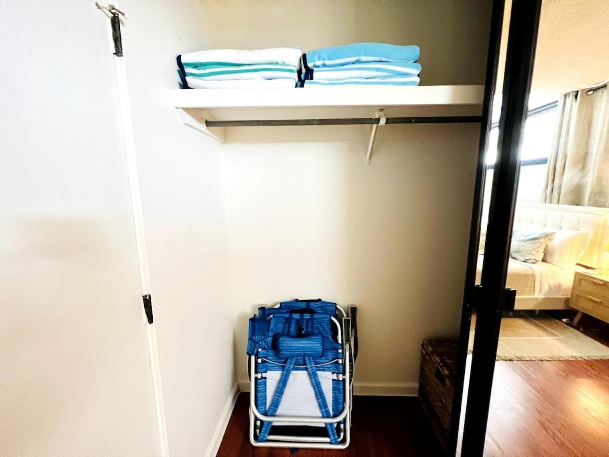 Bright Style Steps To Pool, Hot Tub And Parking *
