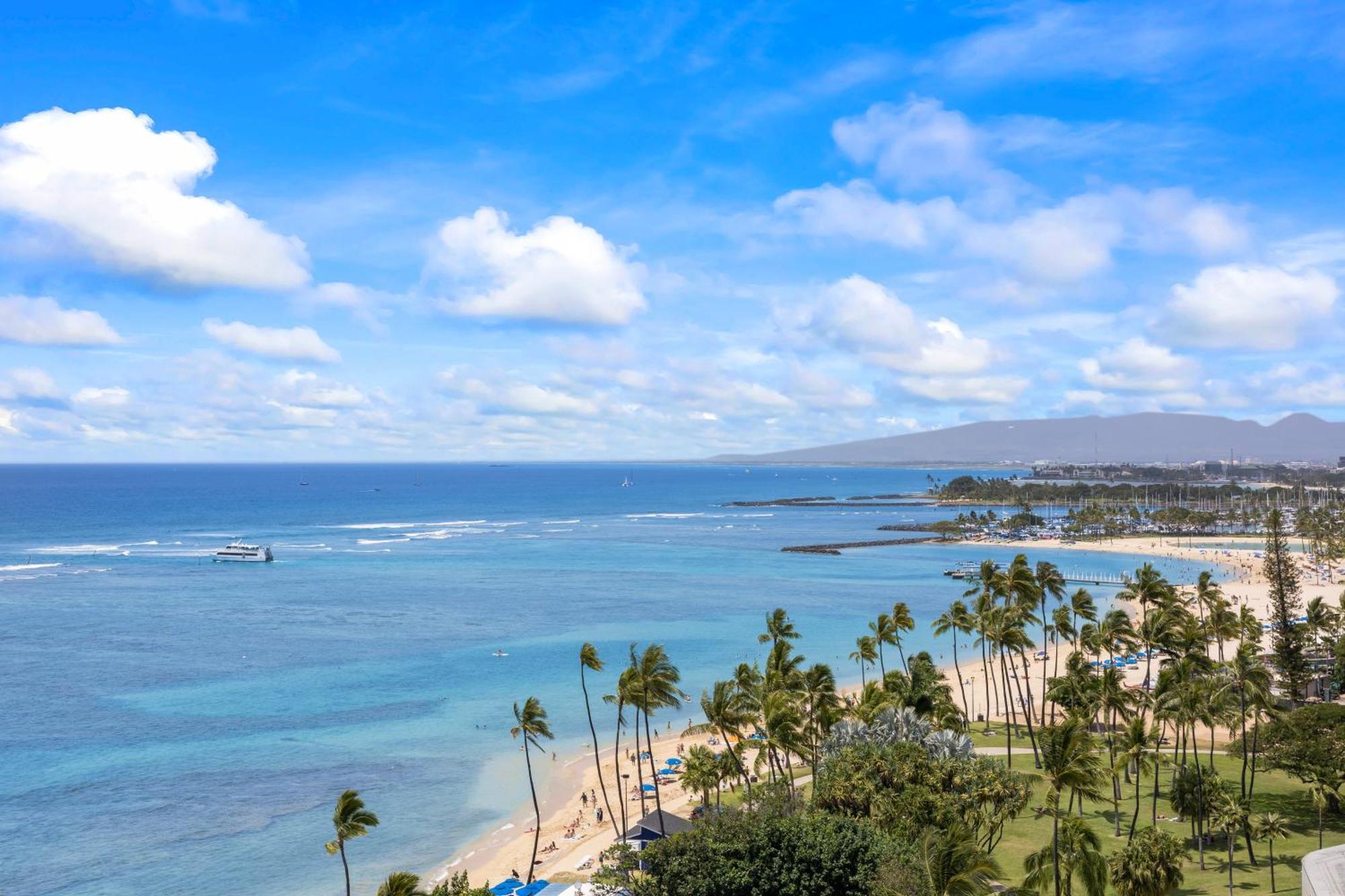 13th Fl Waikiki Shore Ocean Front * Honolulu