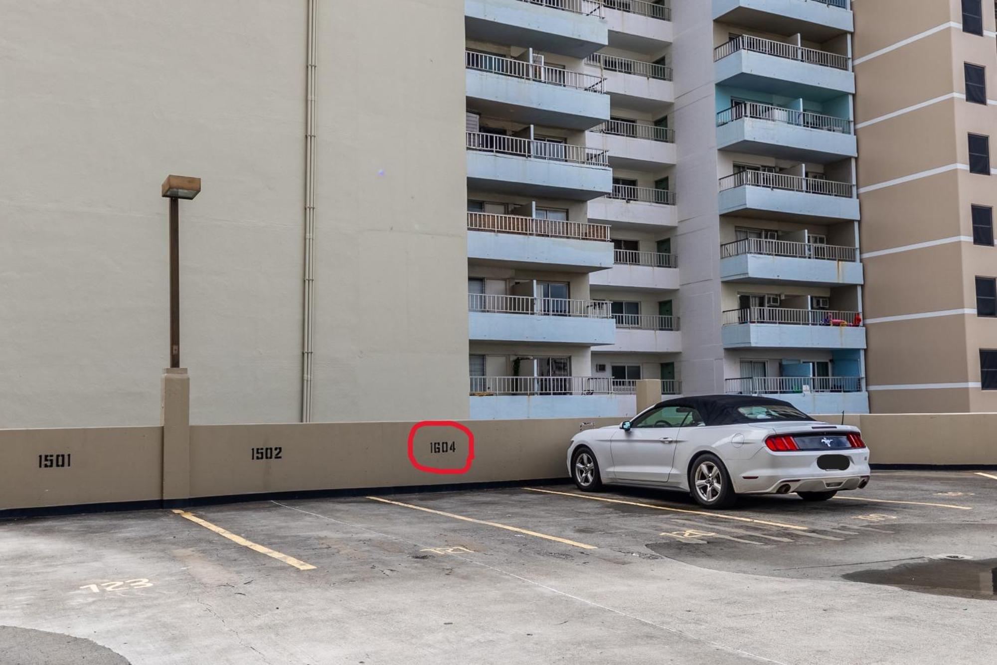 Ocean View Free Assigend Parking In Unit Laundry *