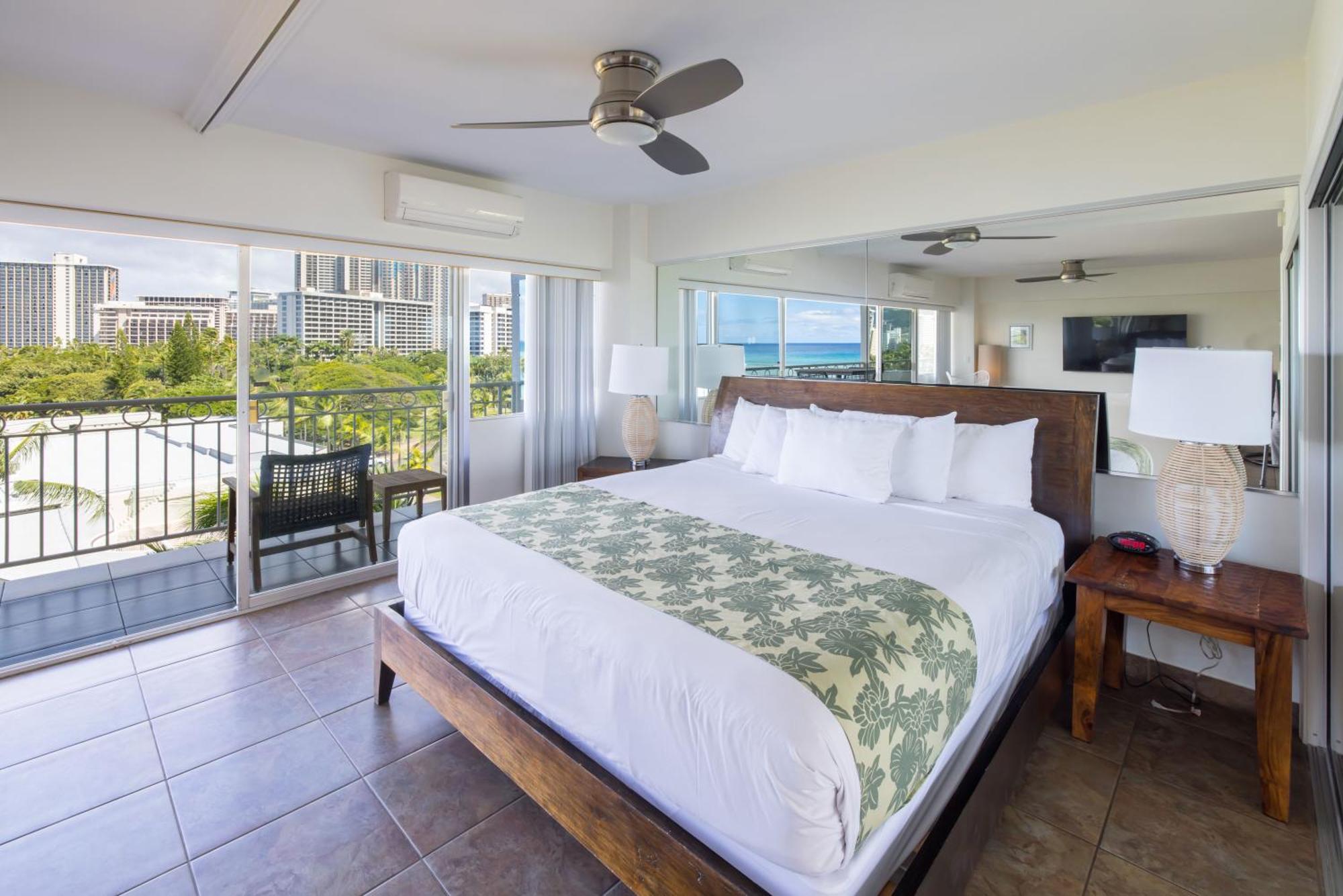 Apartment Waikiki Shore By Outrigger - Select Your Unit Honolulu