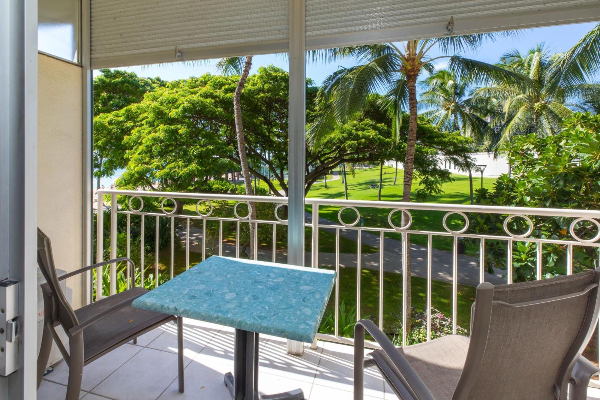 Apartment Waikiki Shore By Outrigger - Select Your Unit