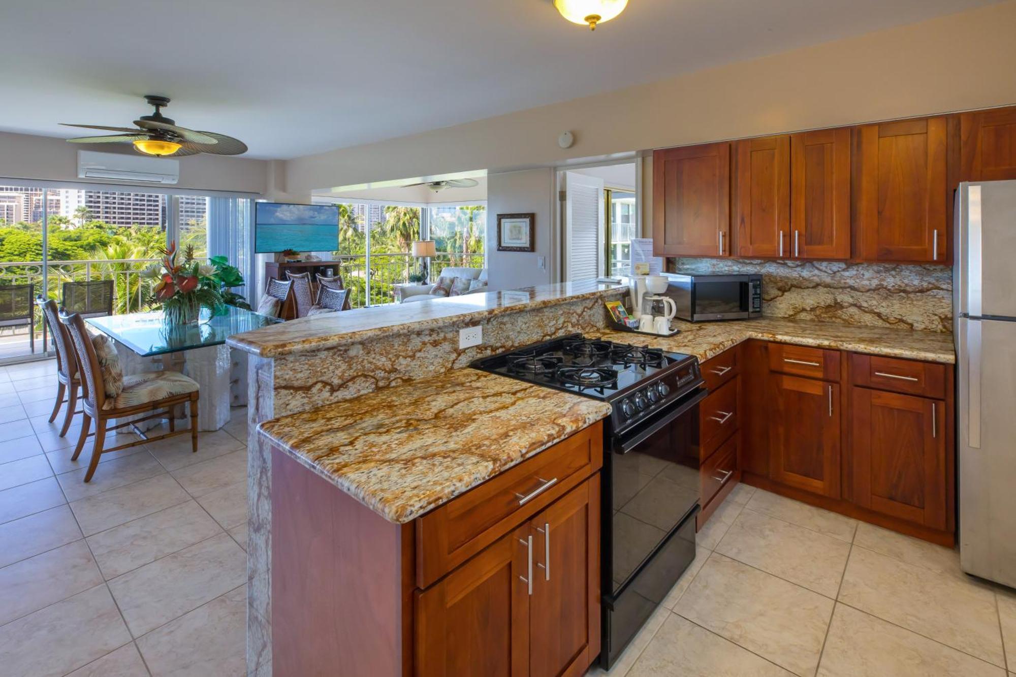 Apartment Waikiki Shore By Outrigger - Select Your Unit