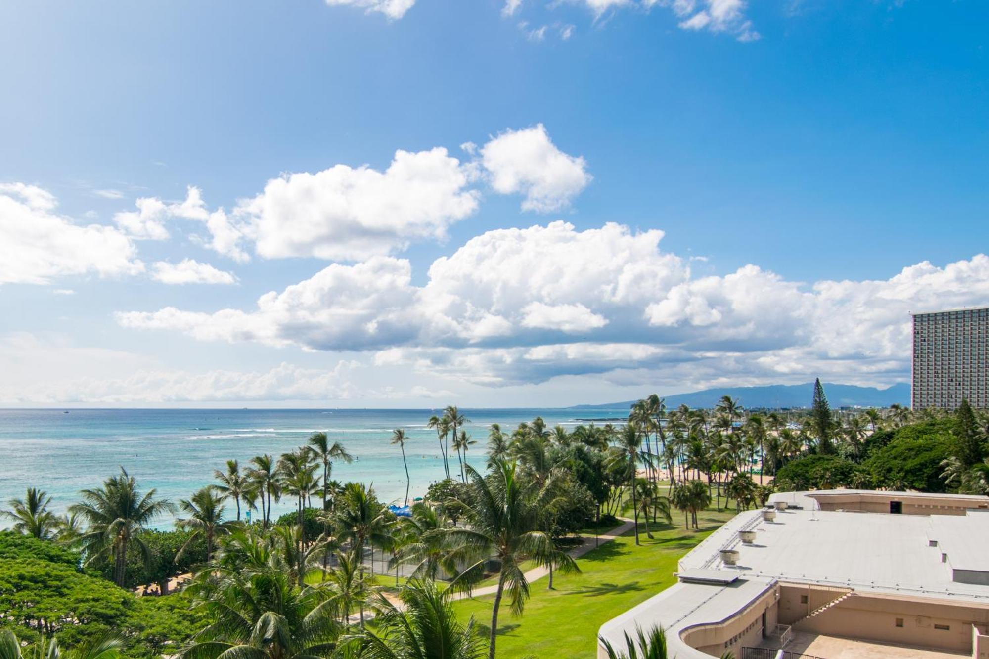 Apartment Waikiki Shore By Outrigger - Select Your Unit