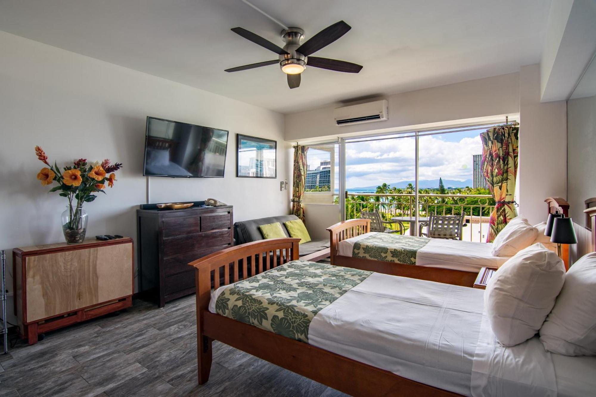 Apartment Waikiki Shore By Outrigger - Select Your Unit *