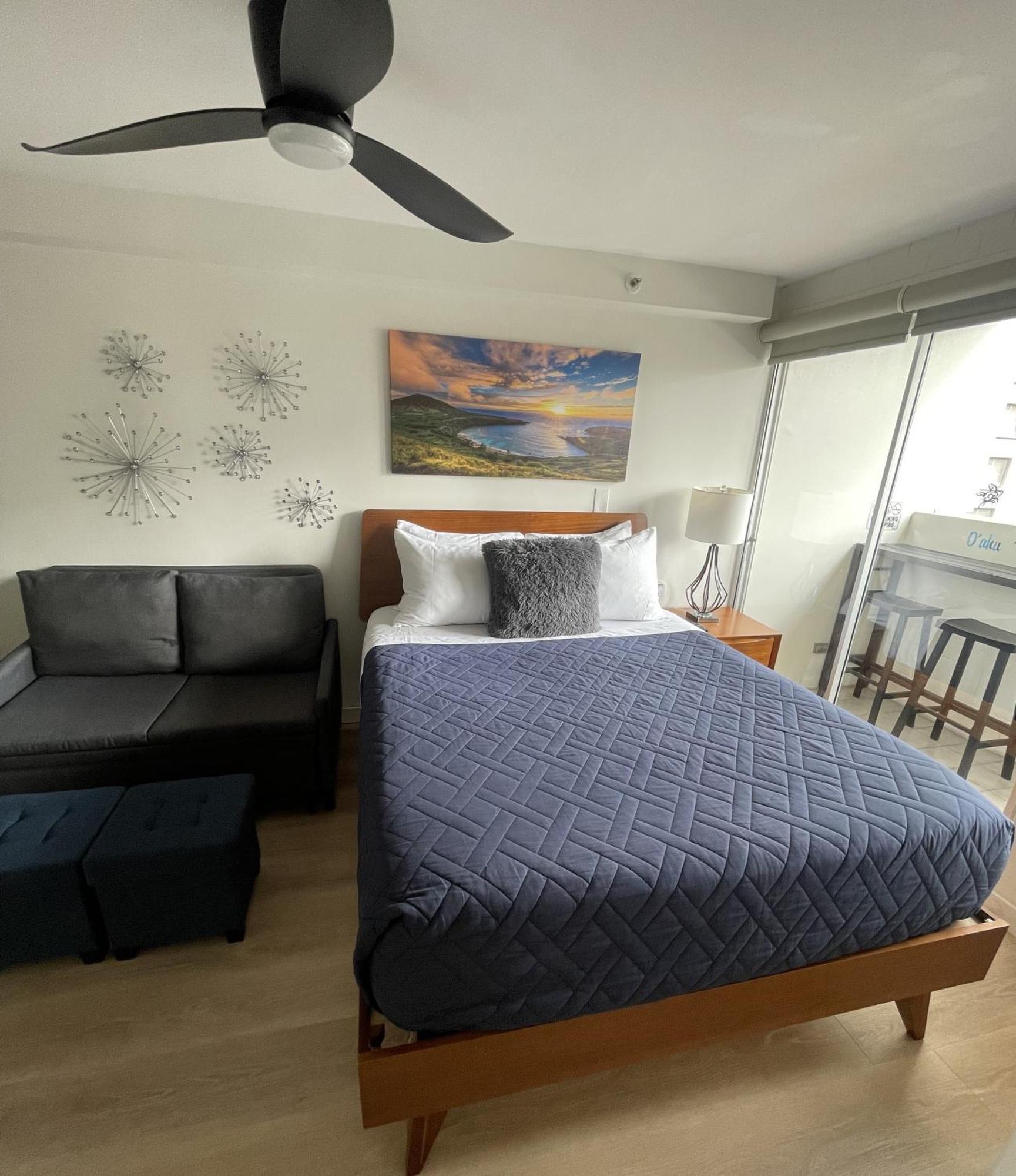 Contemporary Ocean View - Heart Of Waikiki!