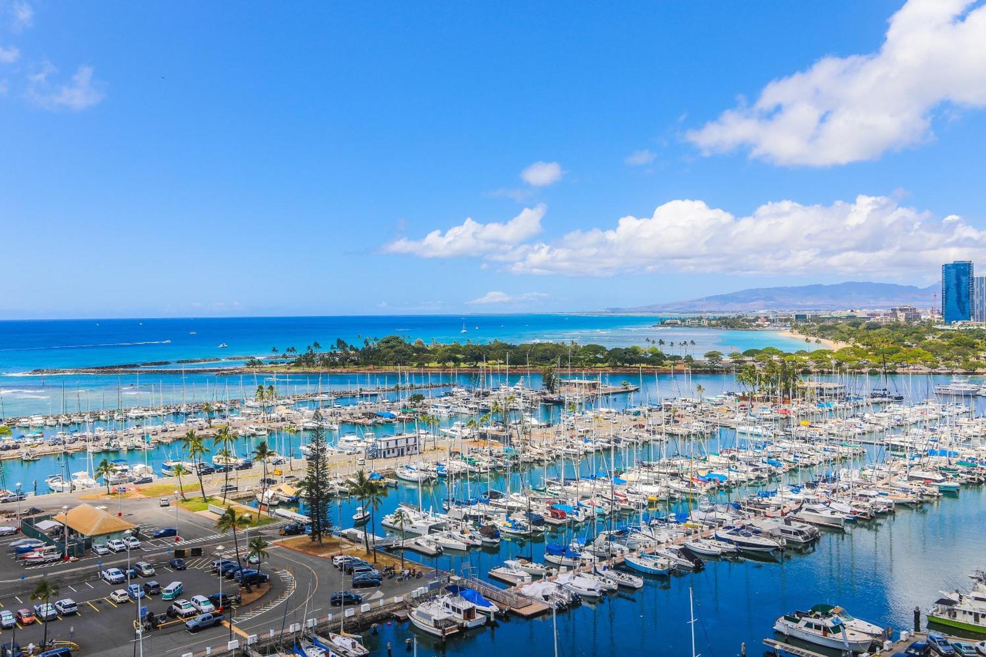 Apartment Ilikai Tower 1533 Yacht Harbor View 1br