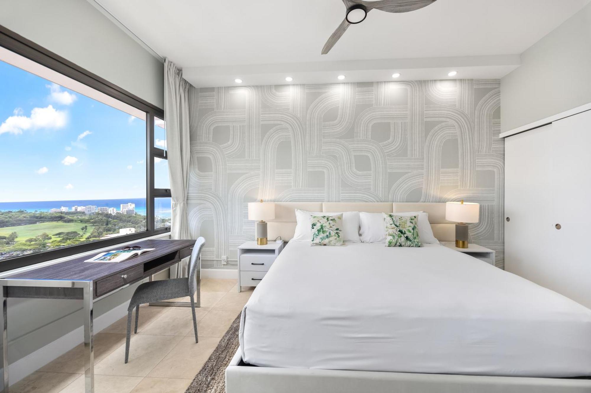 Diamond Head And Ocean View With Parking *