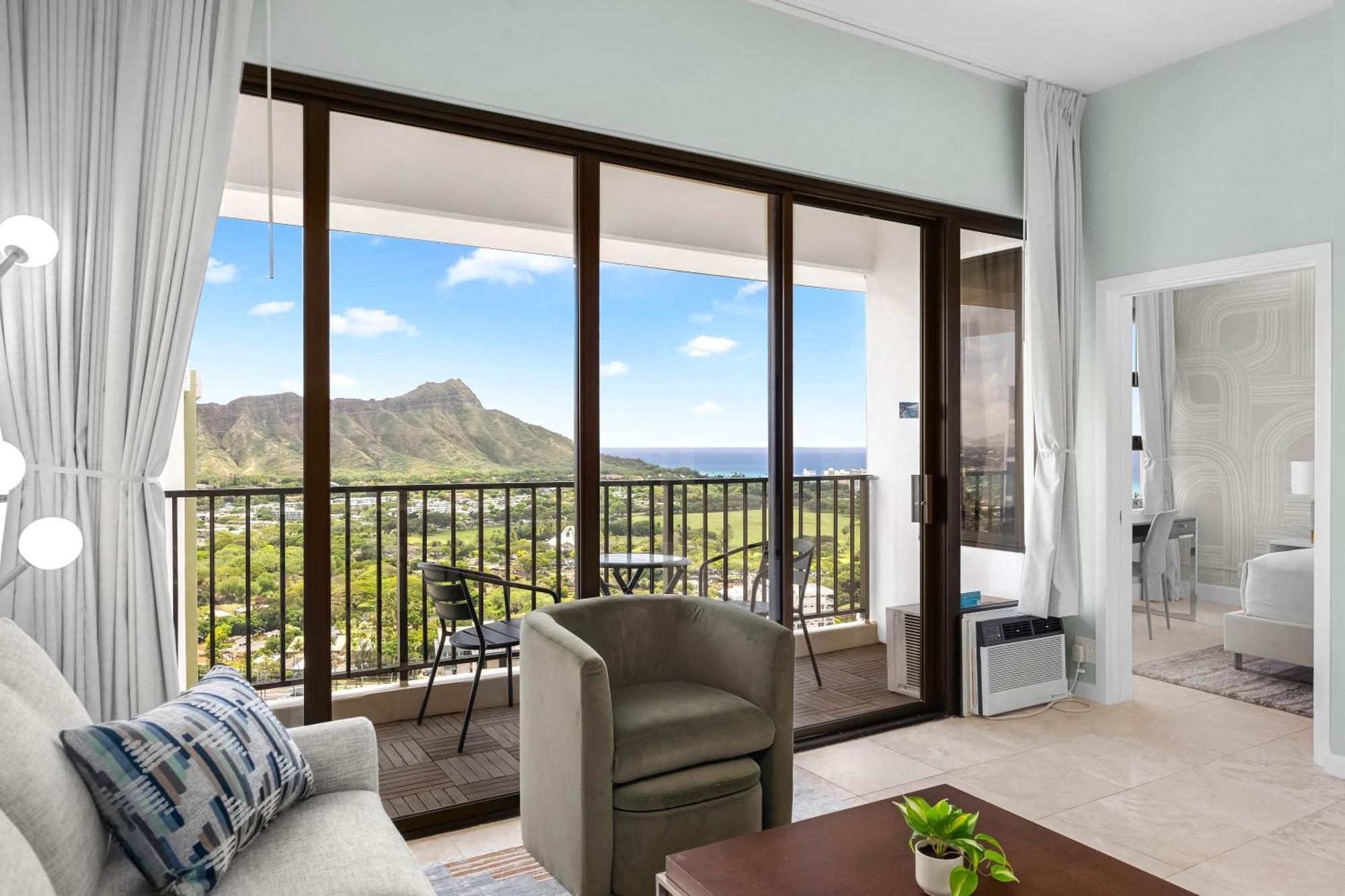Diamond Head And Ocean View With Parking Holiday home *