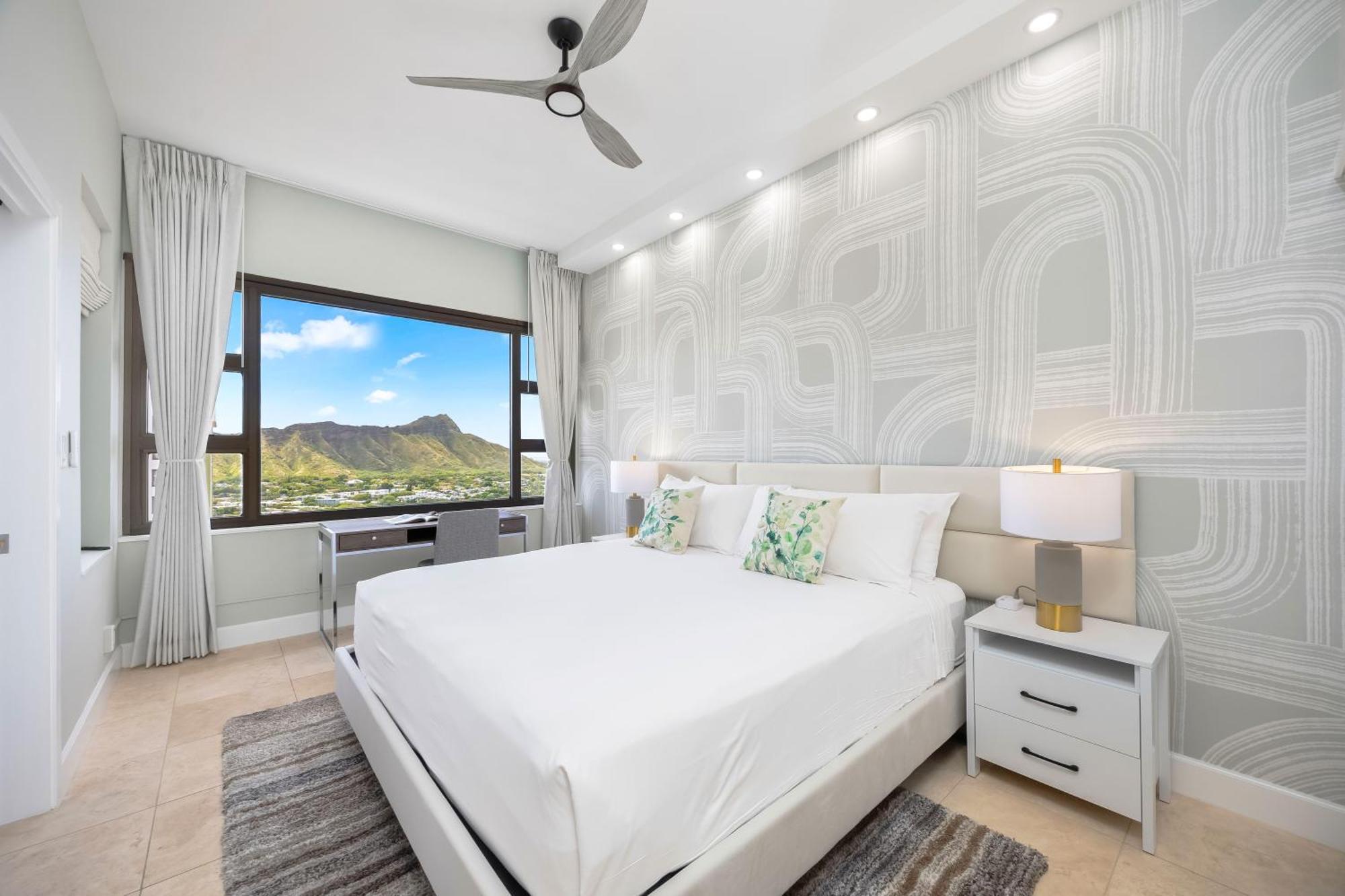 Diamond Head And Ocean View With Parking *
