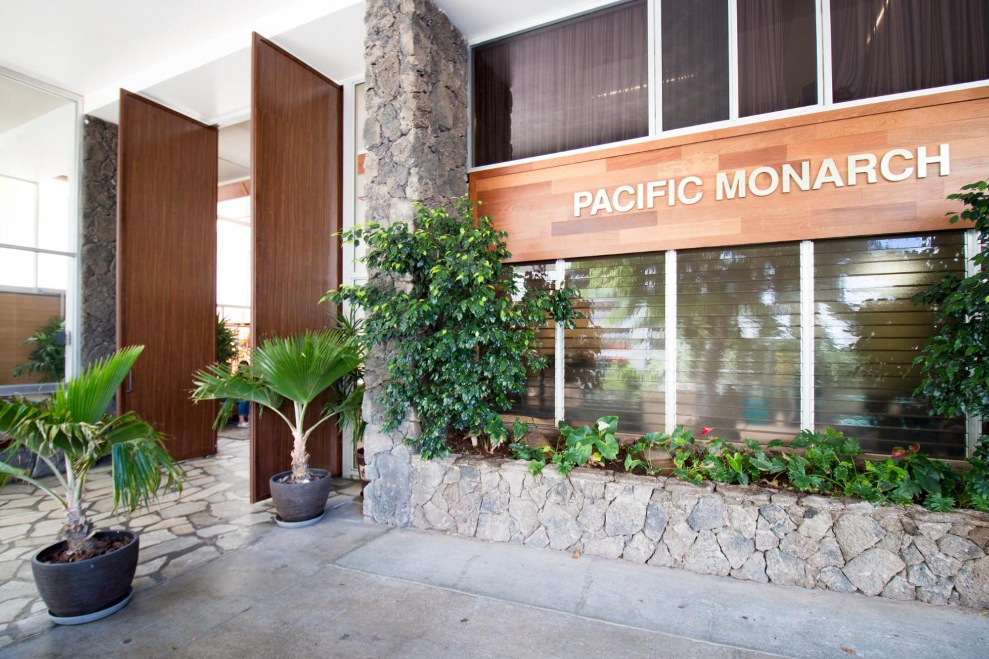 Apartment Pacific Monarch 1br With Great Ocean Views And Rooftop Pool! Honolulu
