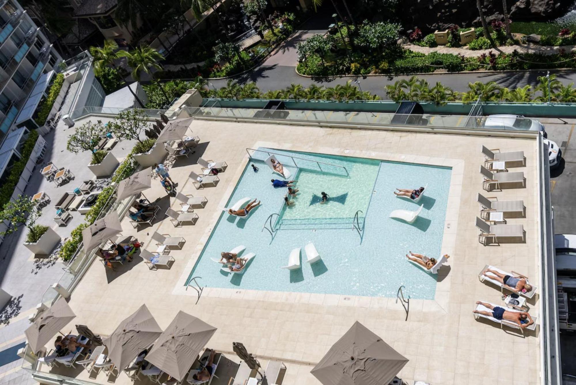 And Palm View Oceanfront Bliss With Free Parking