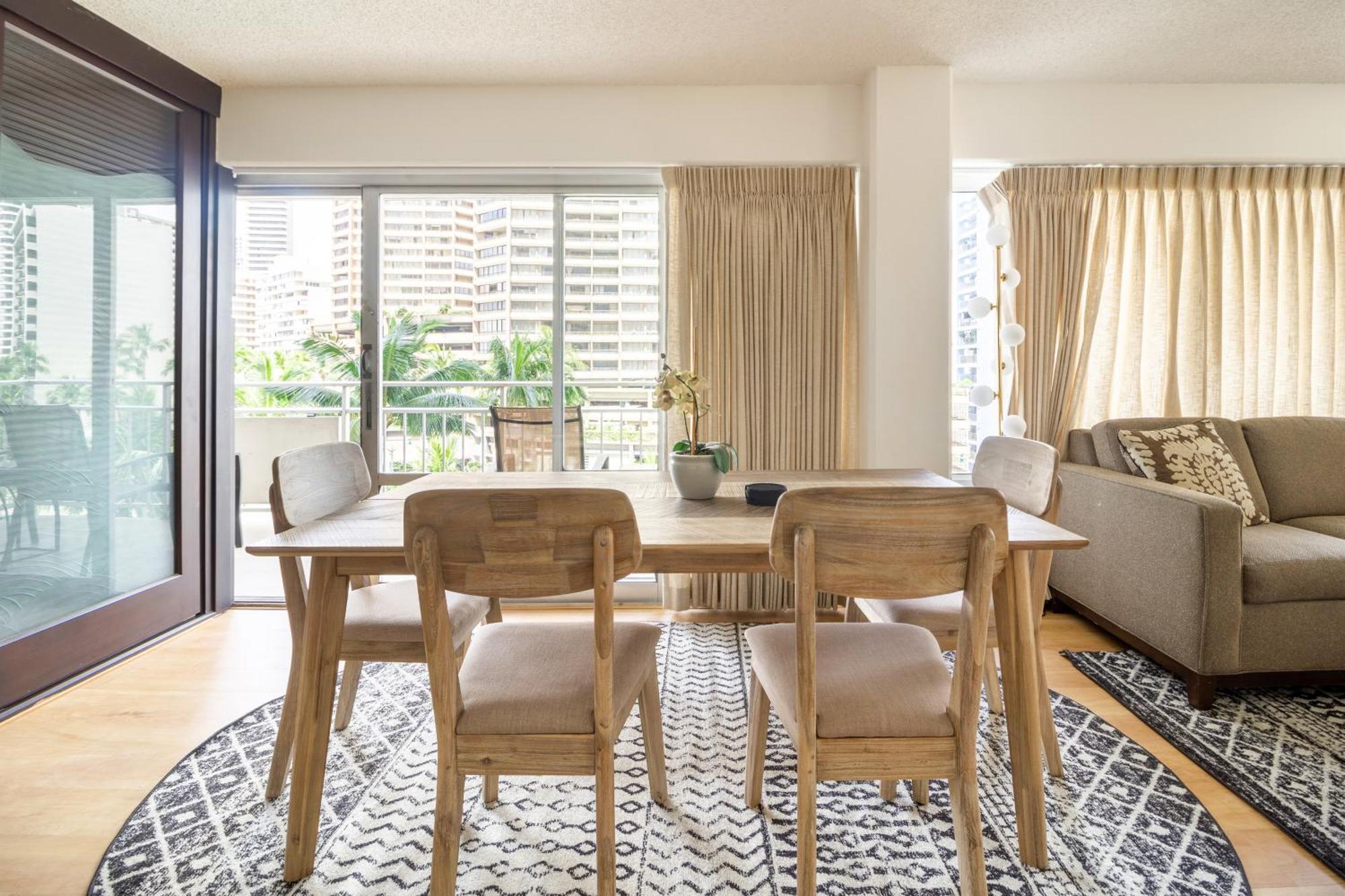 Apartment And Palm View Oceanfront Bliss With Free Parking Honolulu