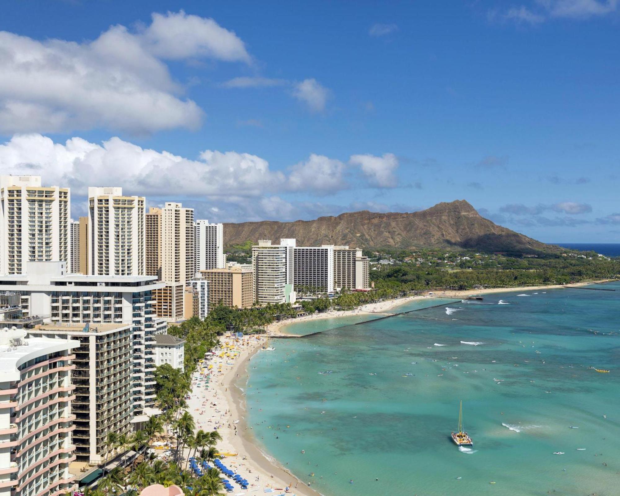 Hyatt Regency Waikiki &