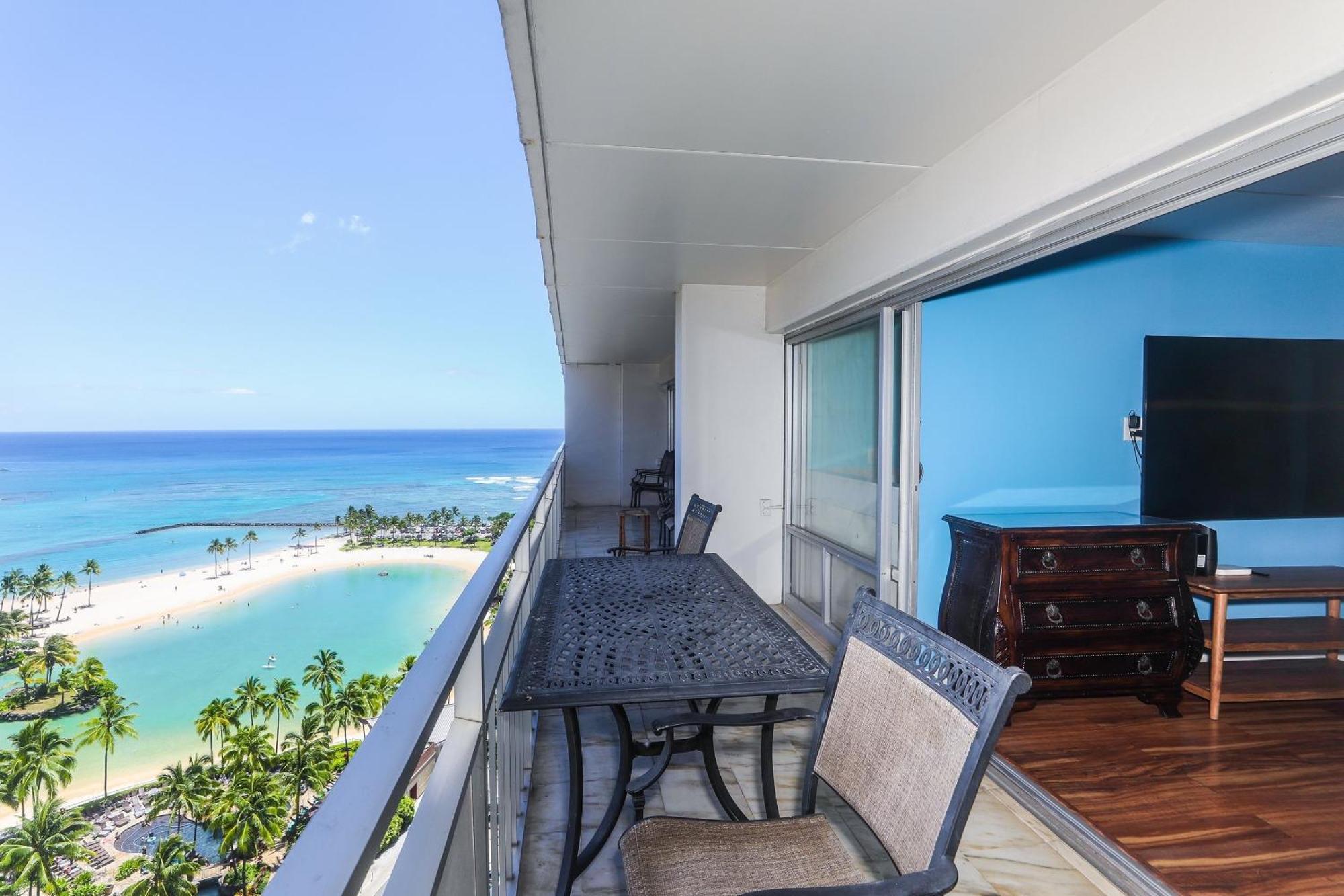 Ilikai Tower 1934 With Fully Equipped Kitchen - Great For Longer Stays! Apartment