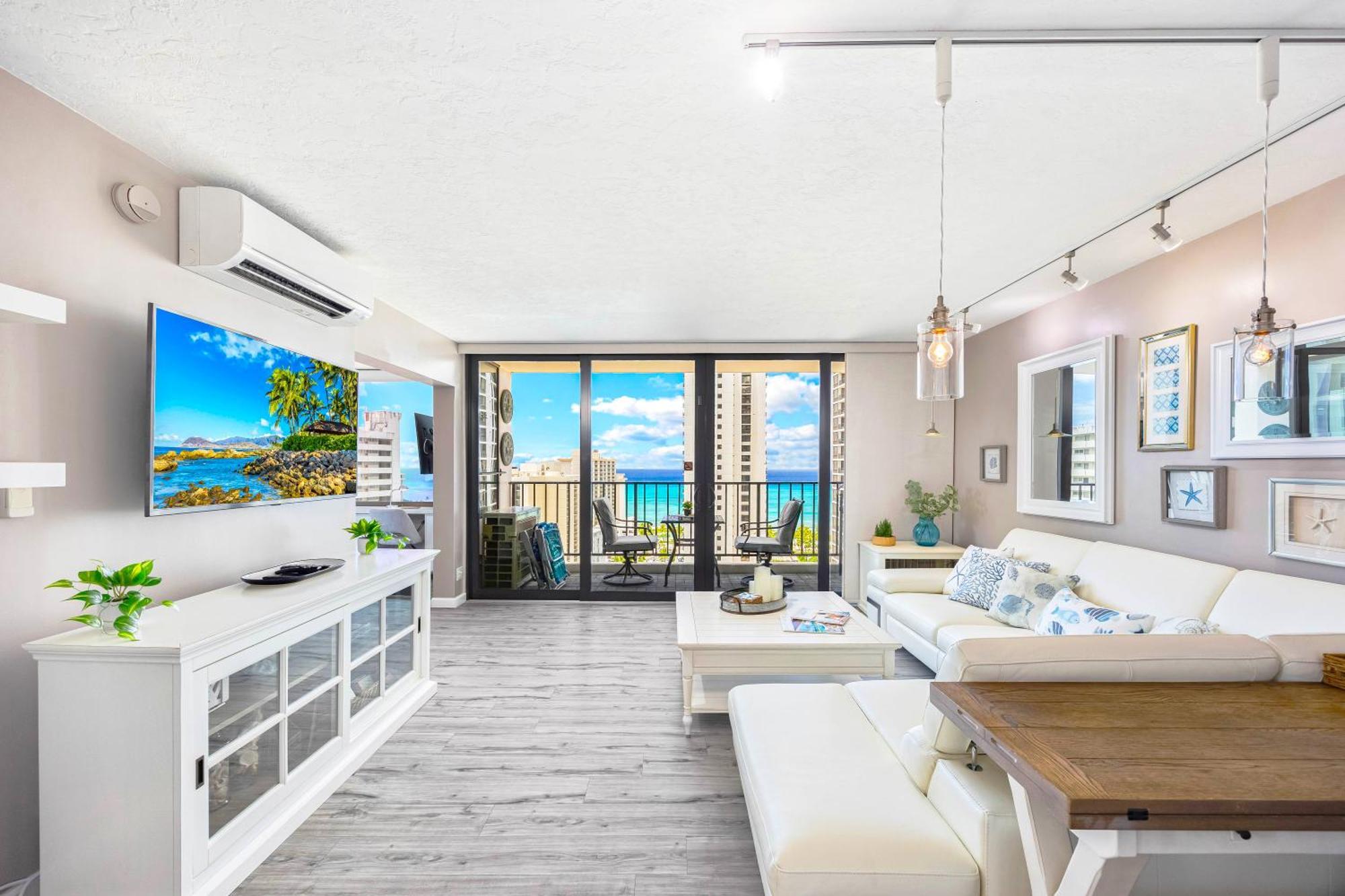 Rare Deluxe Ocean View Gem With Free Parking Apartment *