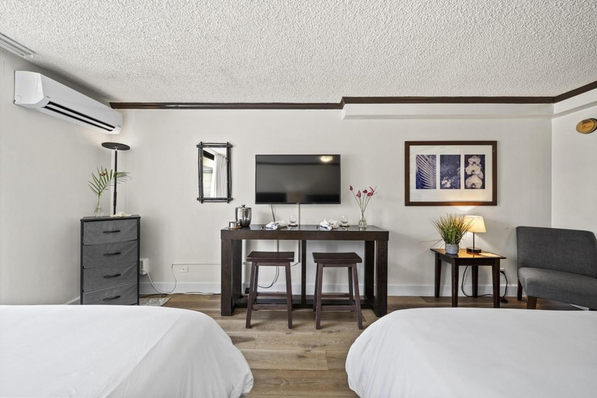 Hotel Bamboo Waikiki *