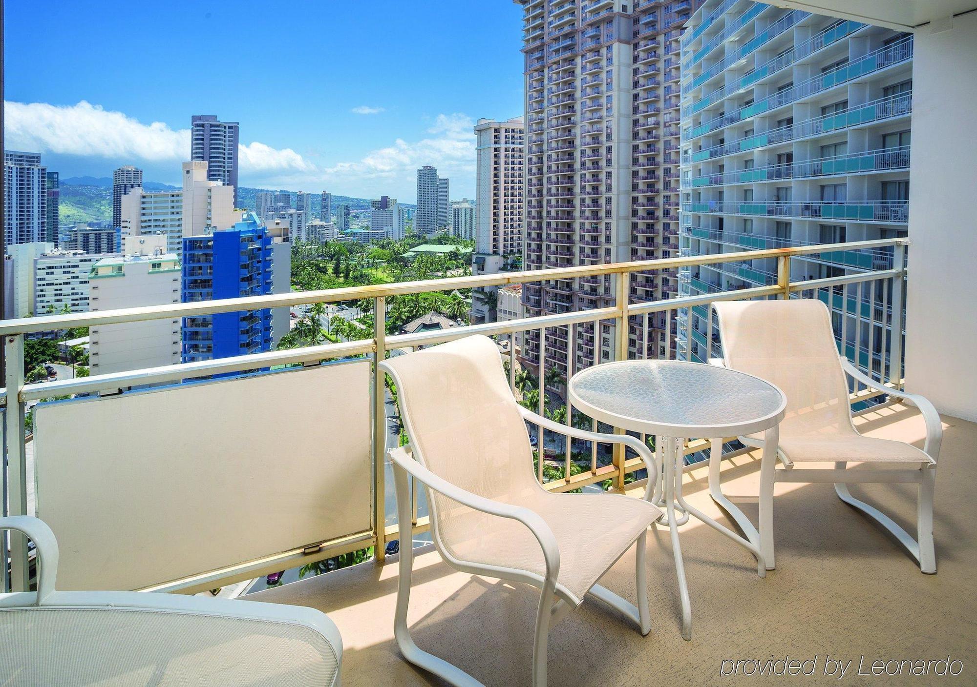 Waikiki Marina At The Ilikai Resort